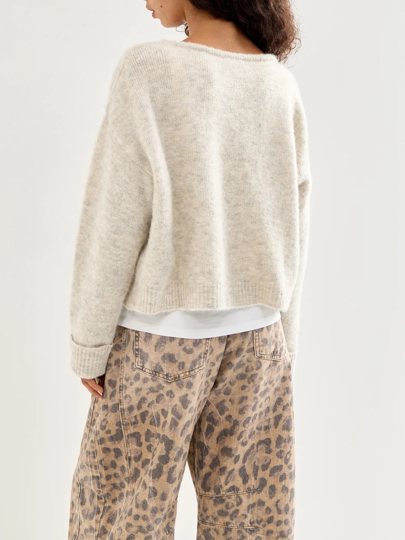 East V Neck Knit Jumper - Image 5