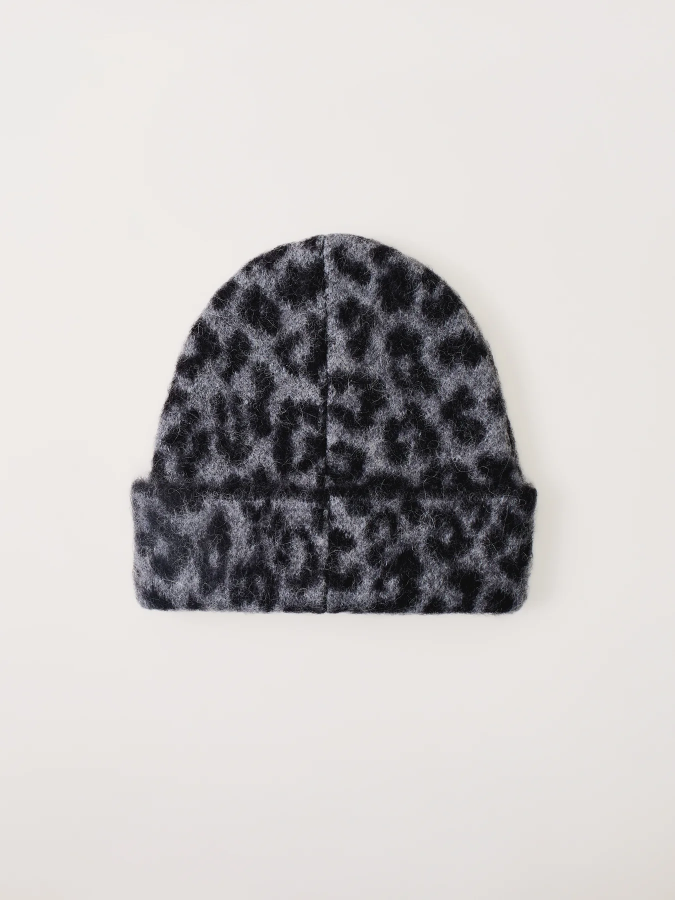 Elia Beanie - Grey Leopard Leopard - Image 2