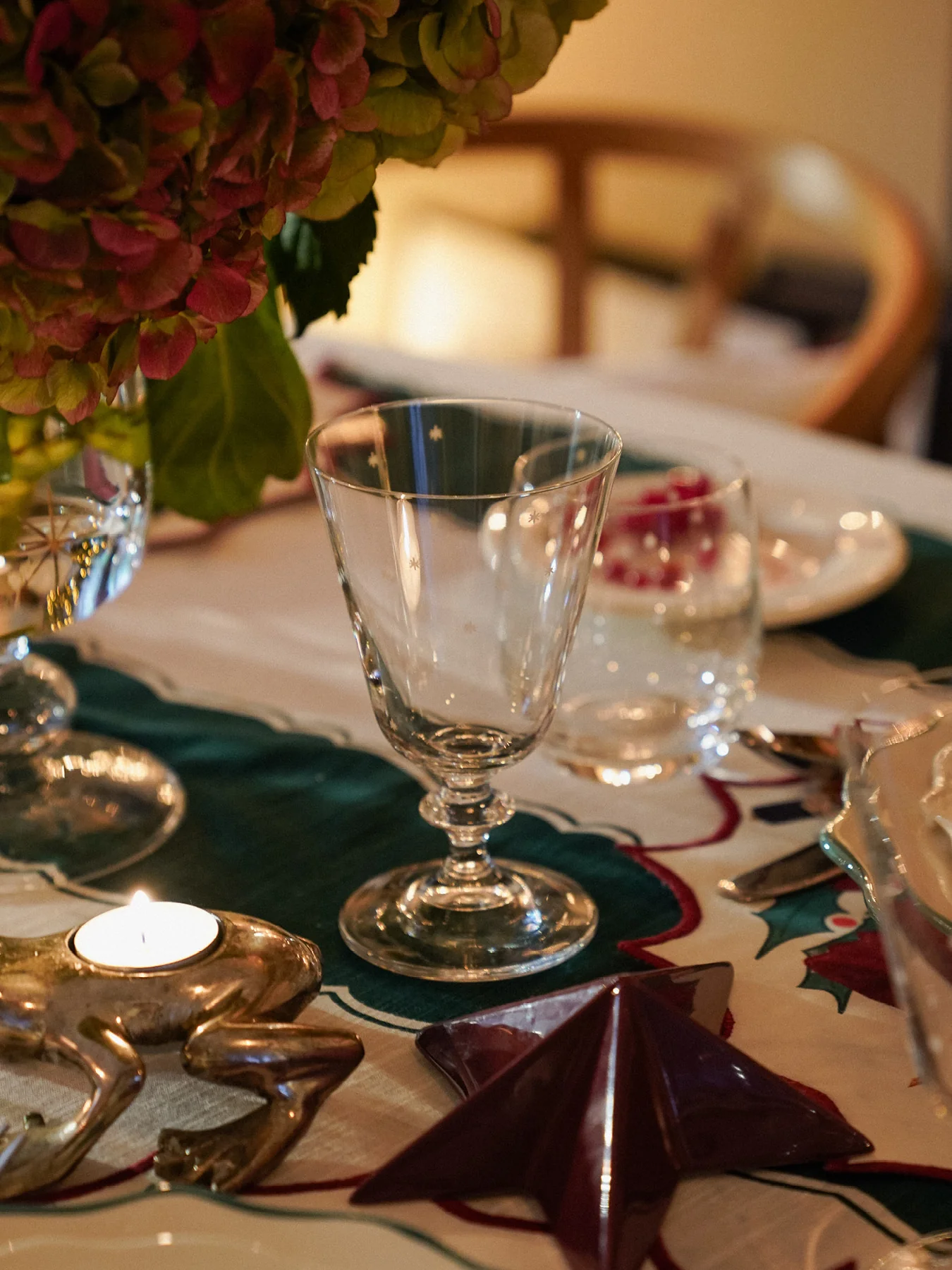 Starry Eve Short Wine Glass Set (4) - Image 2