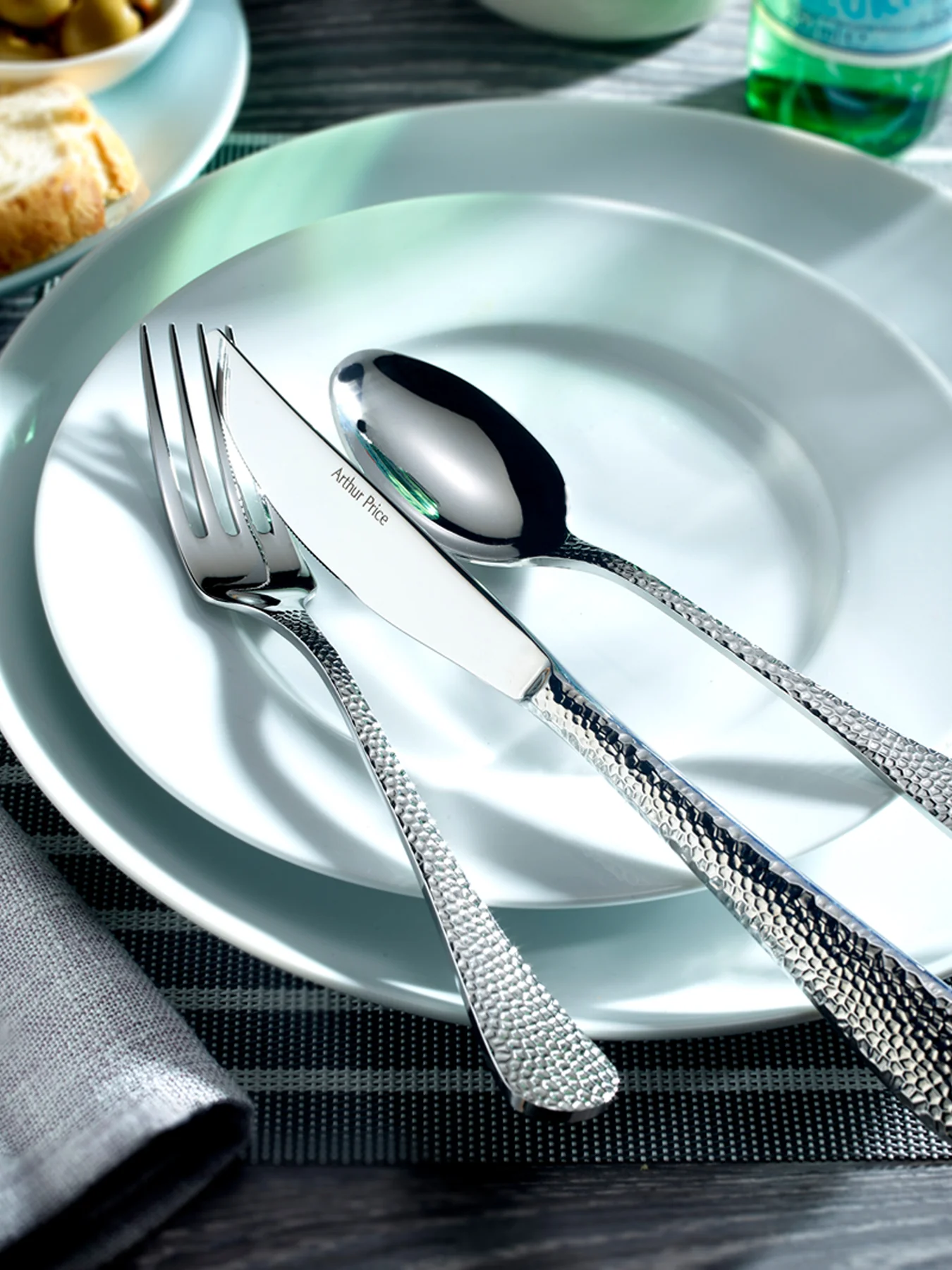 Avalon 60 Piece Cutlery Set - Image 3