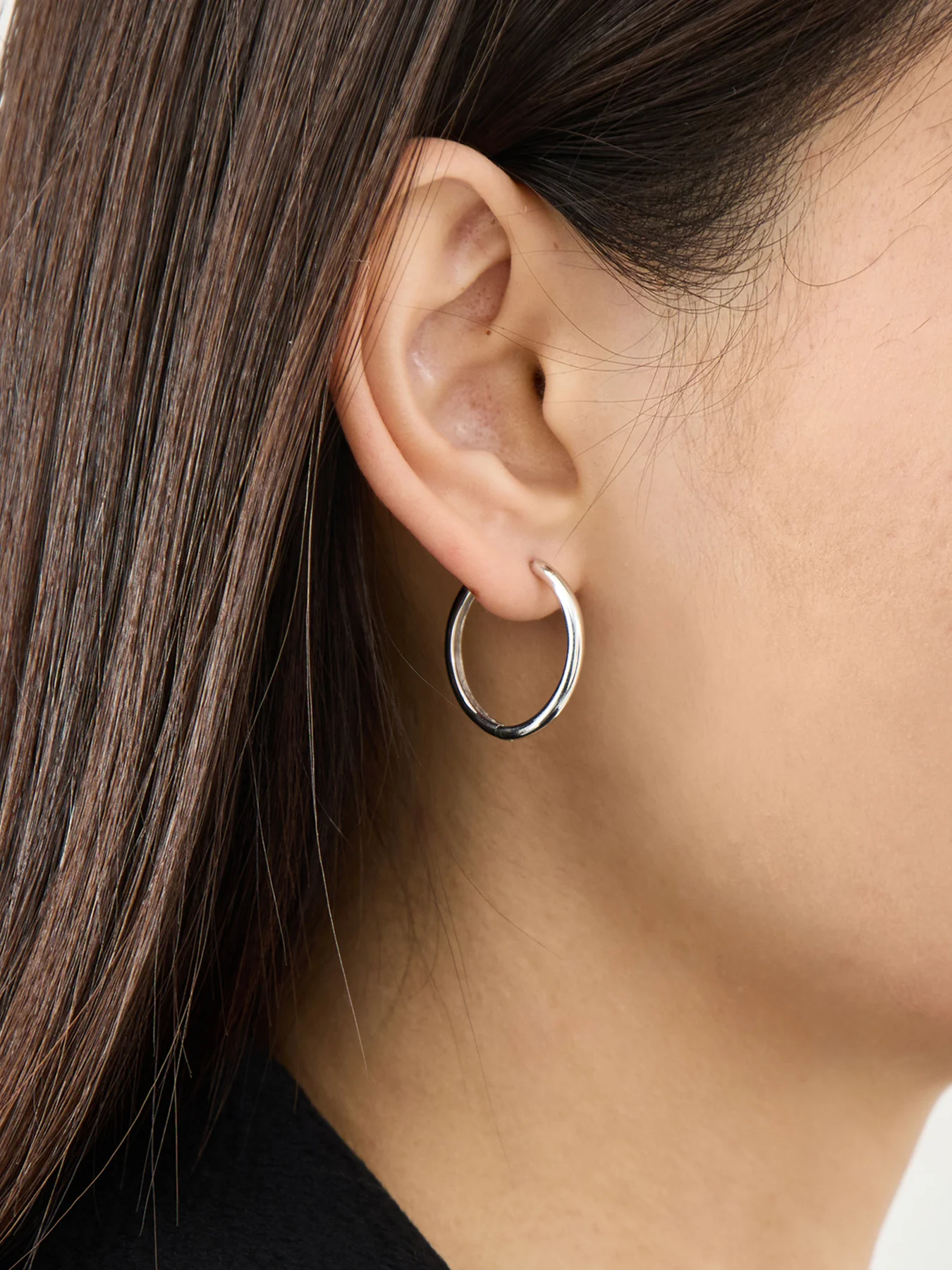 Simple Hinge Large Hoops - Image 2