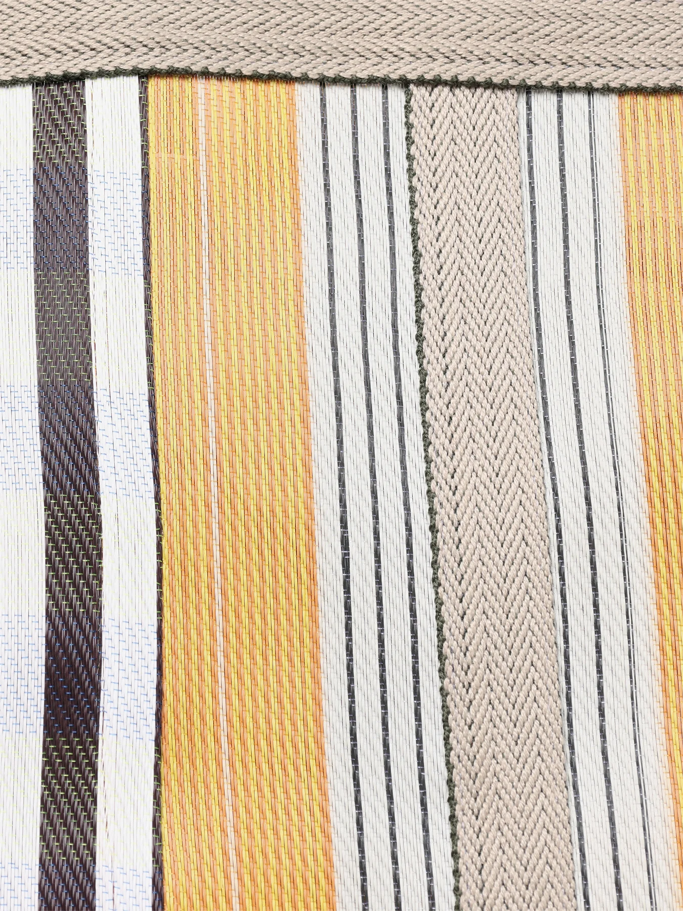 Picnic Medium Tote - Image 5