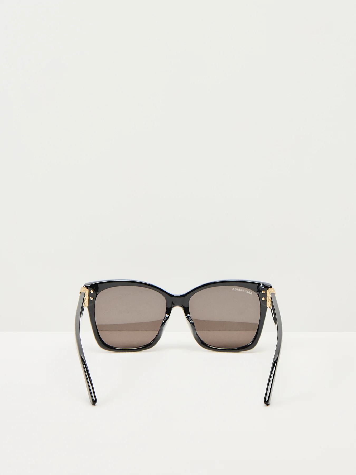 BB0102SA Square Butterfly Logo Arm Sunglasses - Image 3