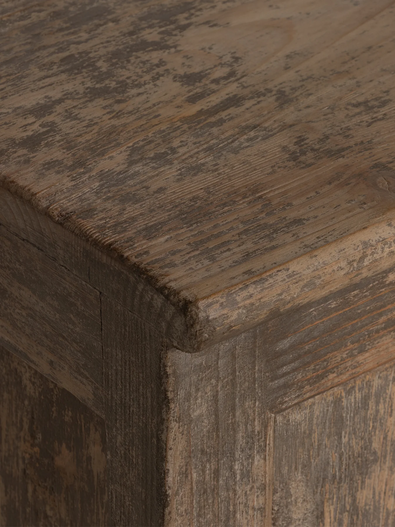 Quinta Brown Pine Wood 6 Door Cabinet - Image 3