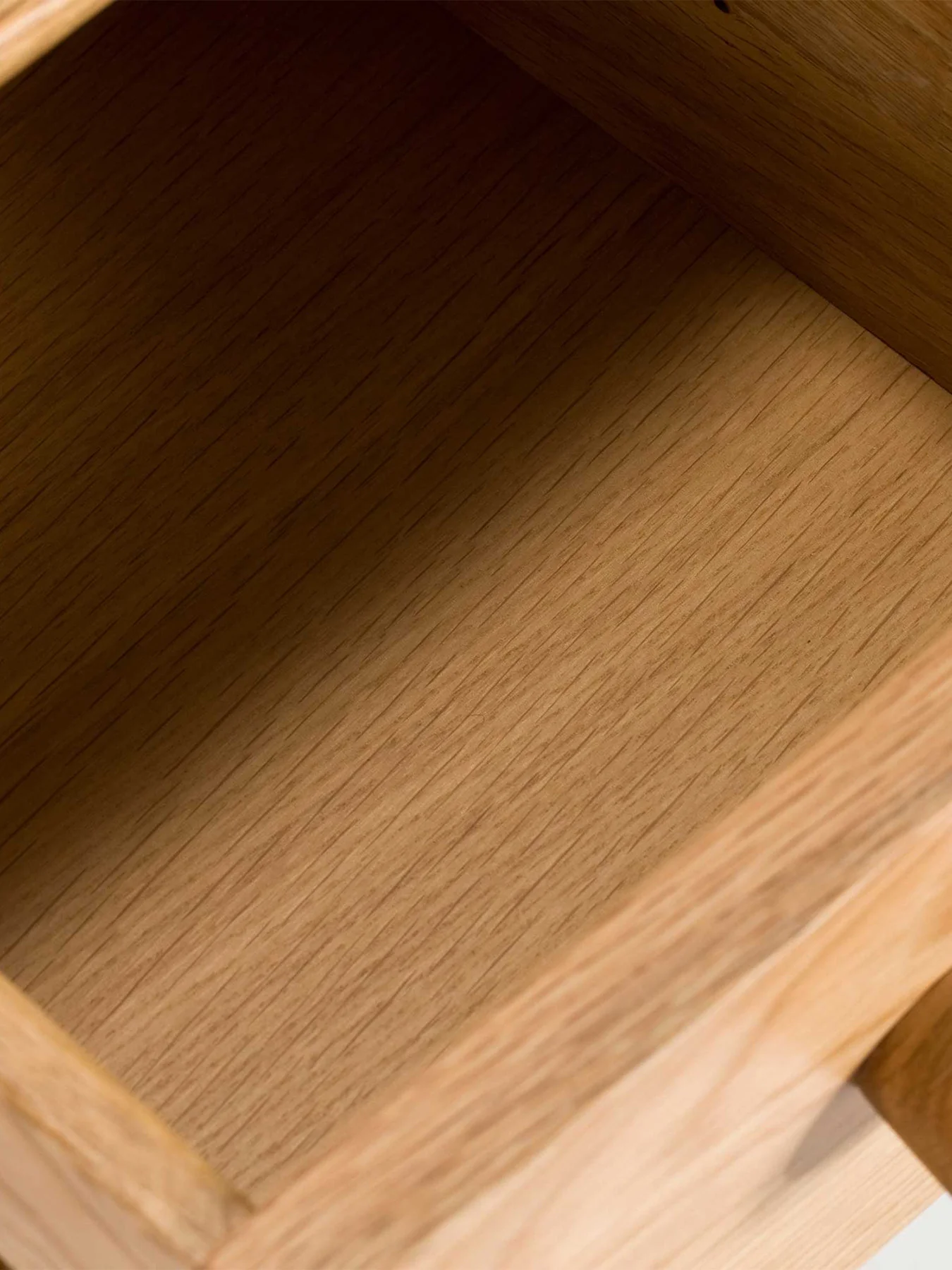 Ercol Teramo Compact Side Table - Image 5