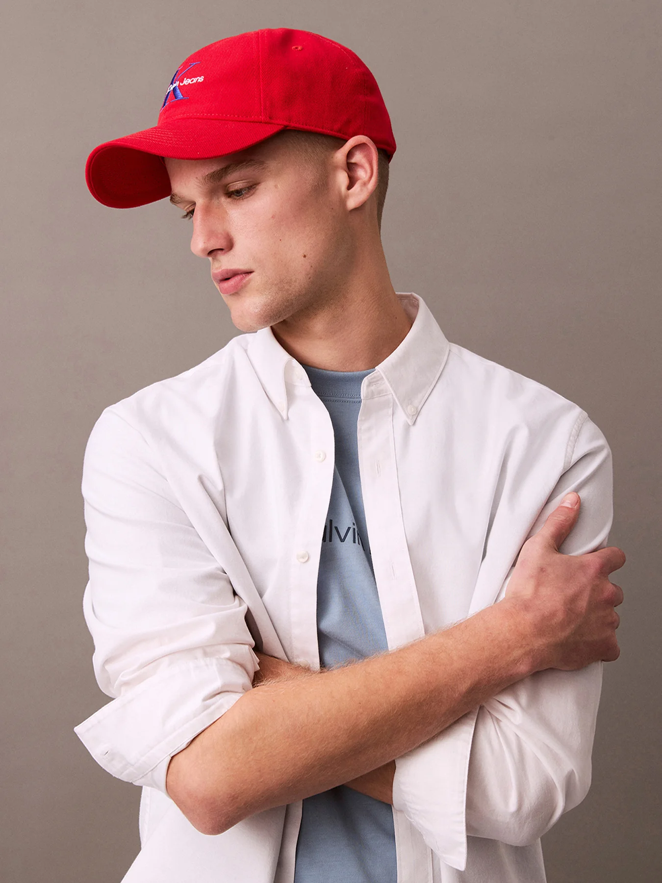 Classic Oxford Shirt - Image 10