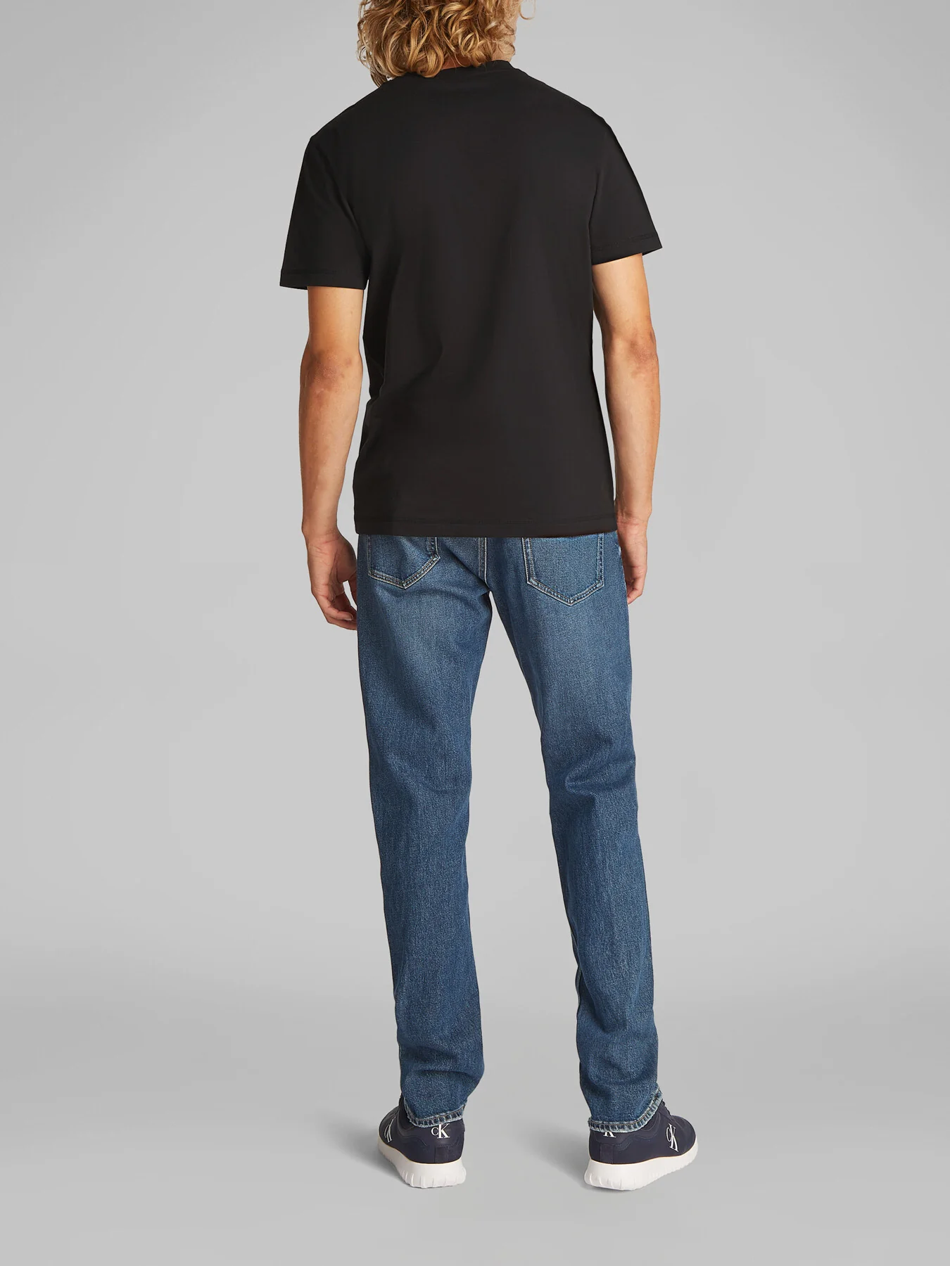 Monogram T-shirt - Image 4