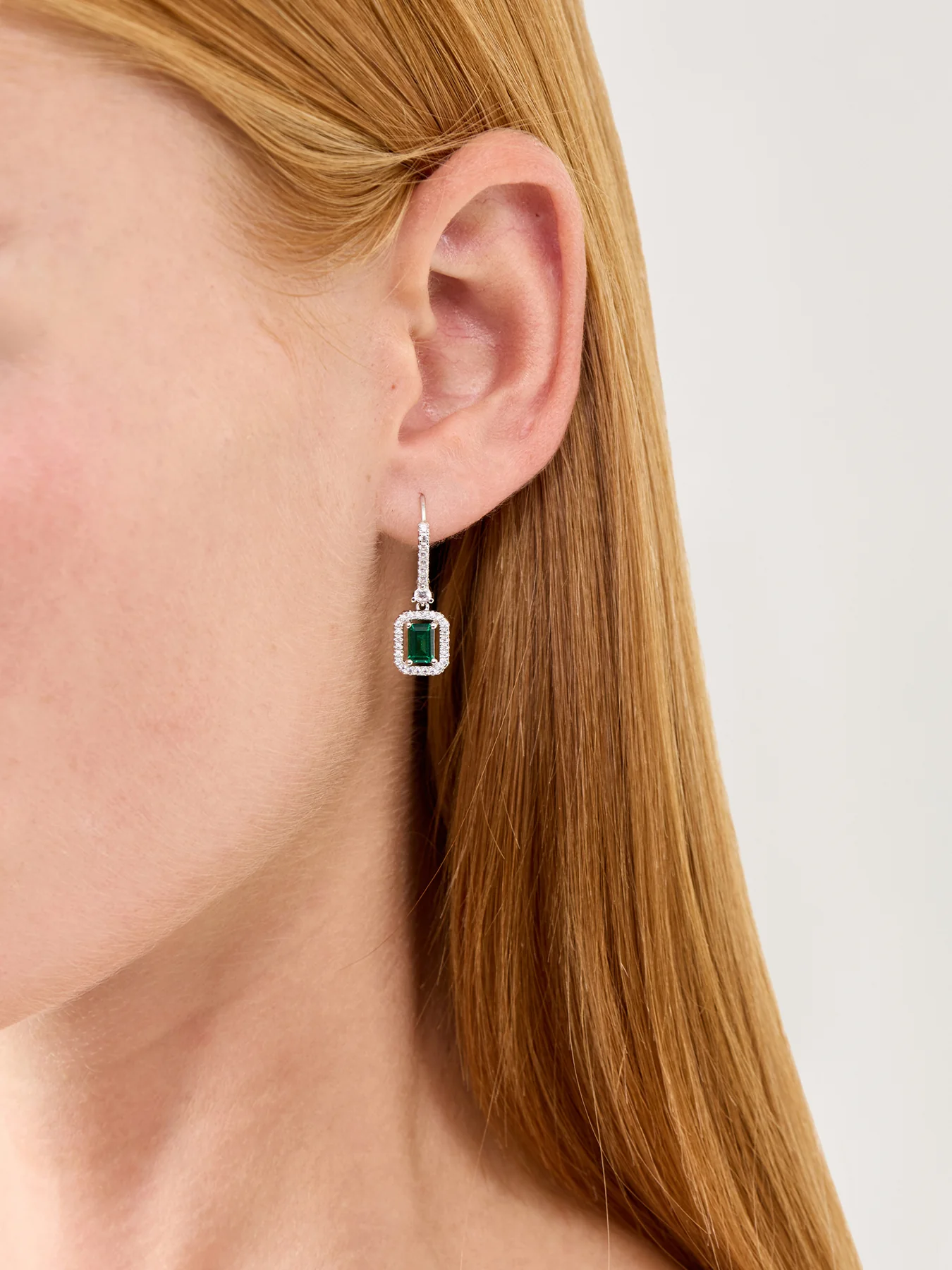 Moxie Earrings Emerald White Gold Plated - Image 2