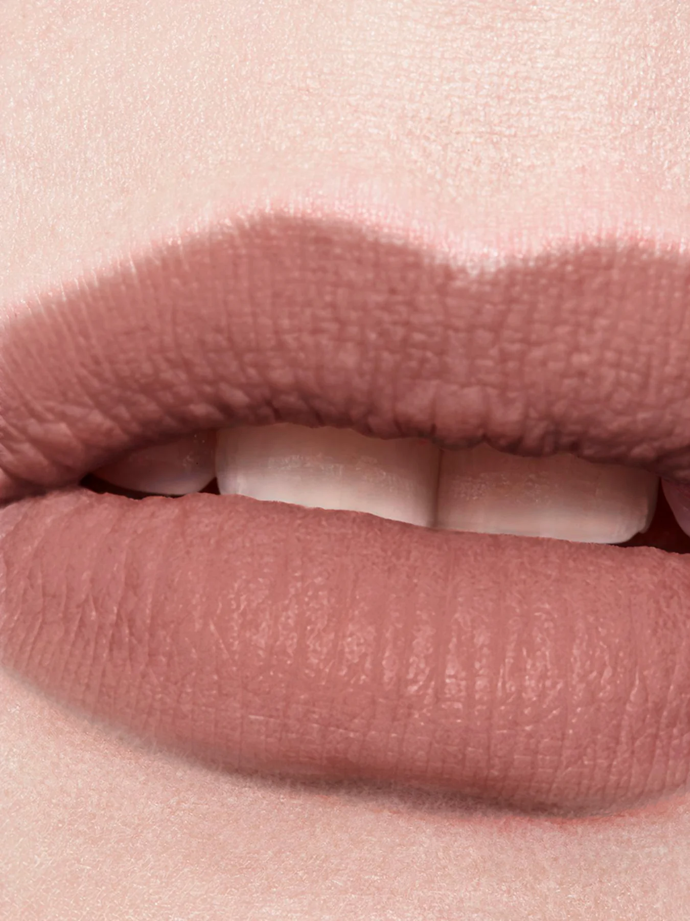 Rouge Allure Liquid Velvet Ultrawear Intense Matte Liquid Lip Colour - Image 17