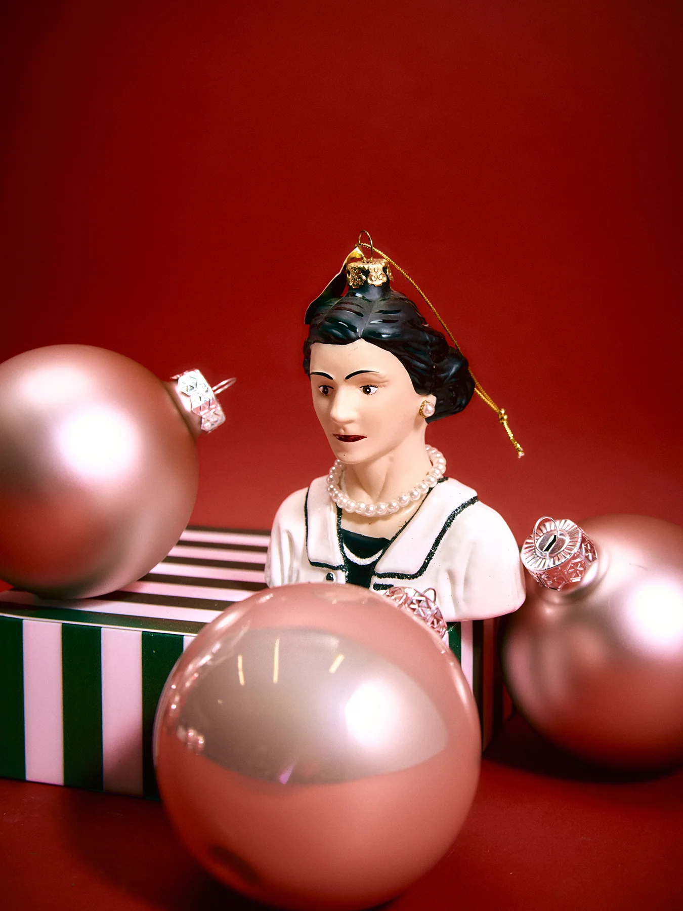Coco Chanel Glass Christmas Tree Hanging Decoration - Image 2