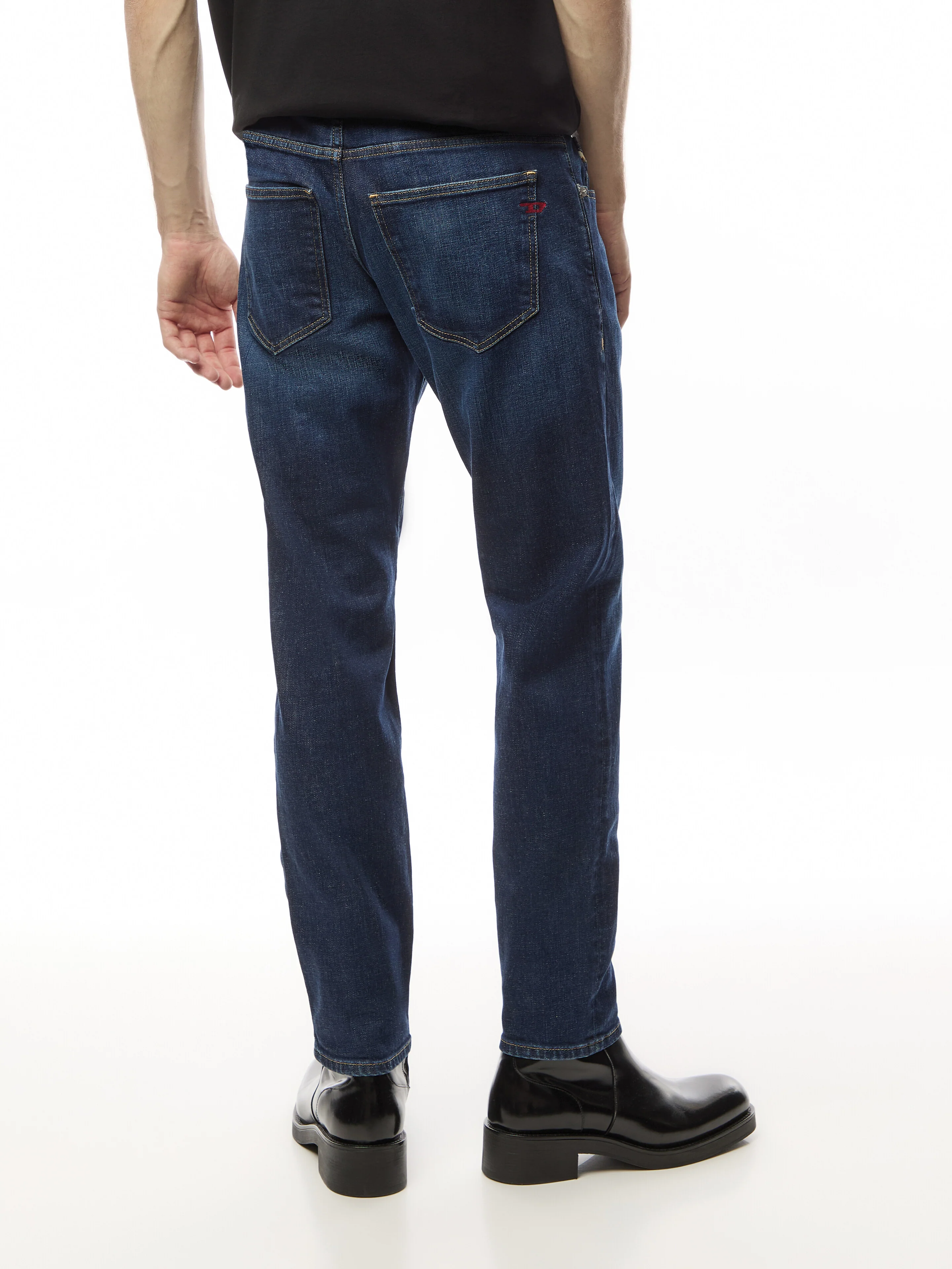2019 D-Strukt Slim Fit Jeans - Image 5
