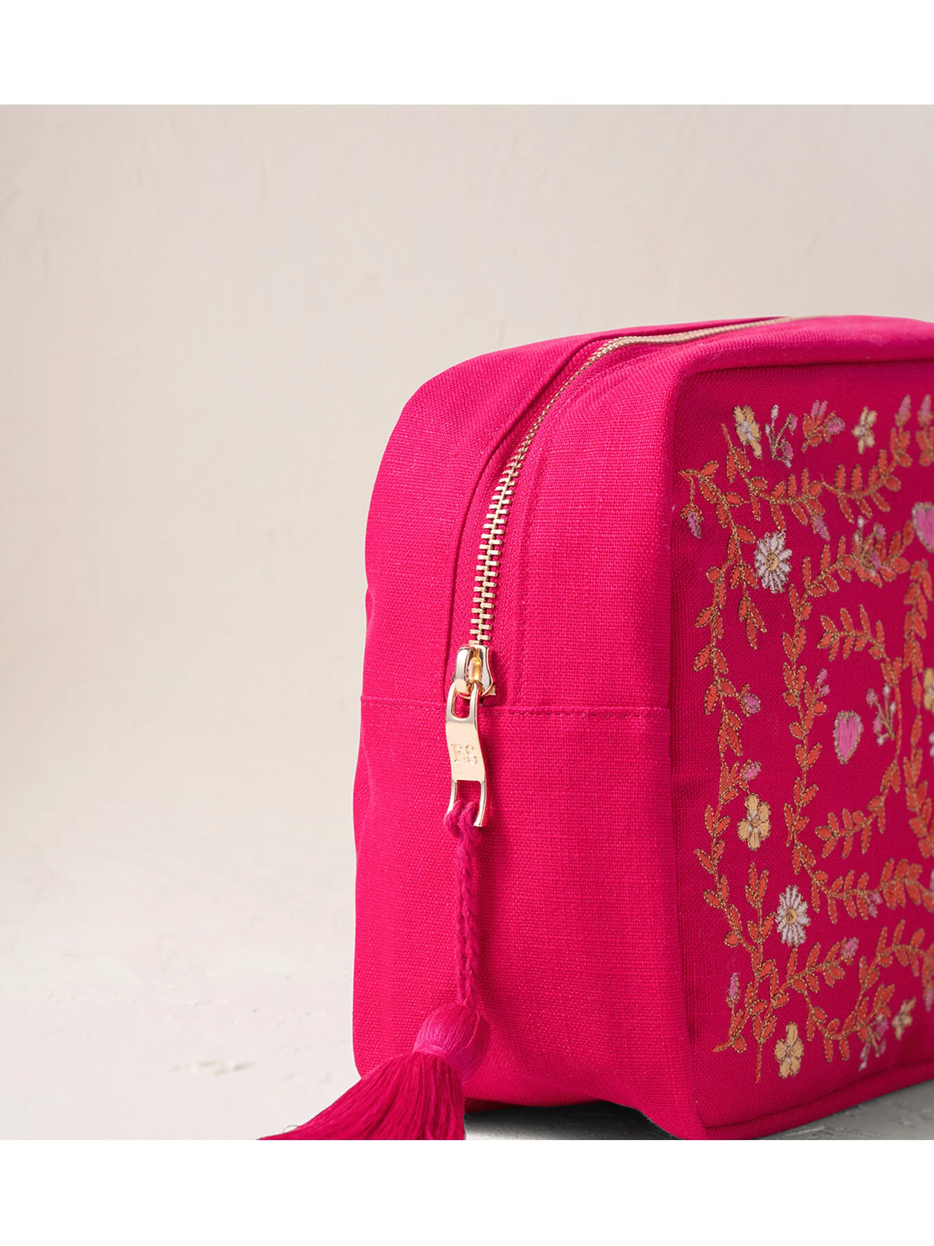 Mediterranean Garden Pink Cotton Wash Bag - Image 2