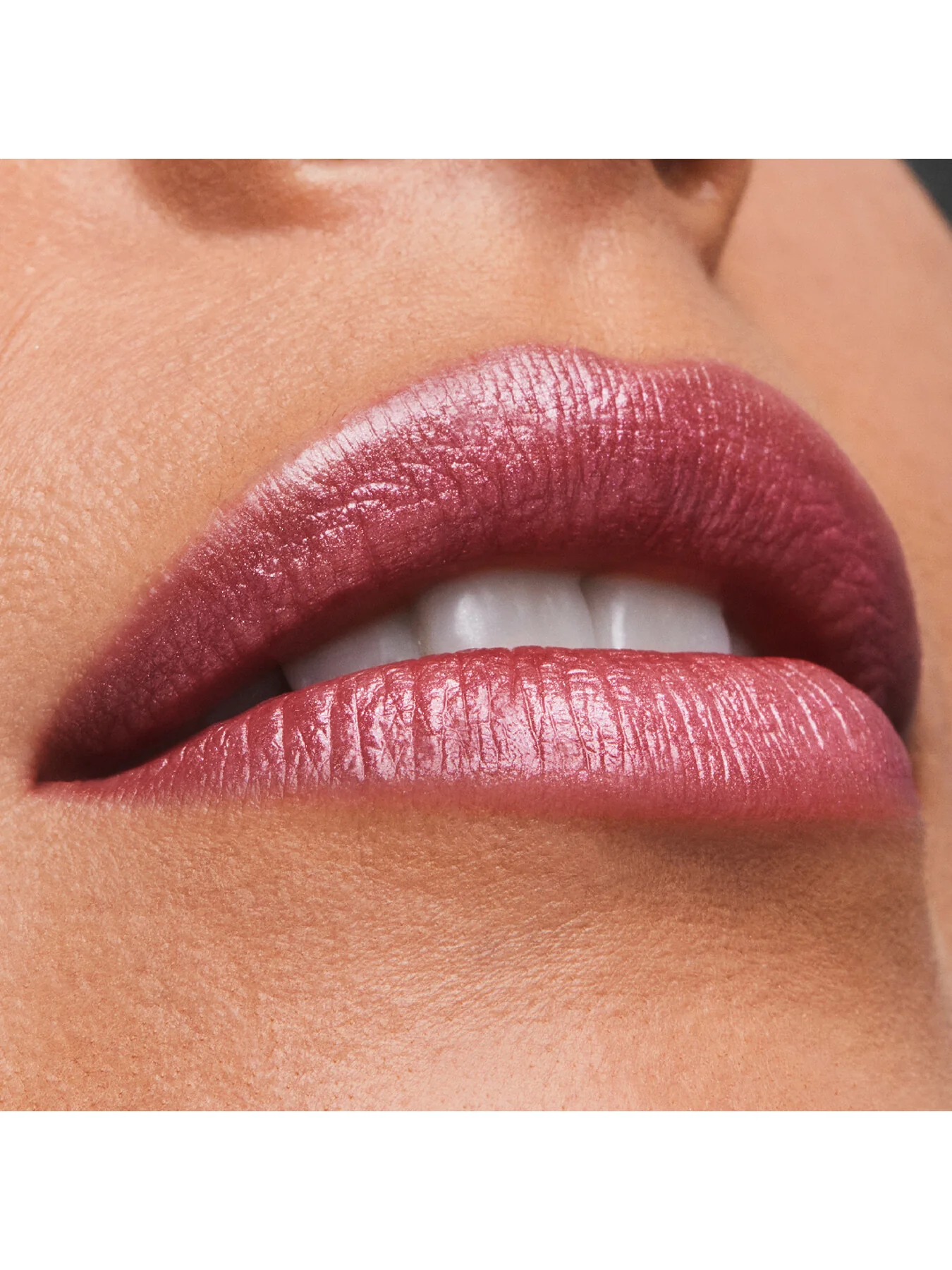 Pure Color Hi-Lustre Lipstick - Image 13