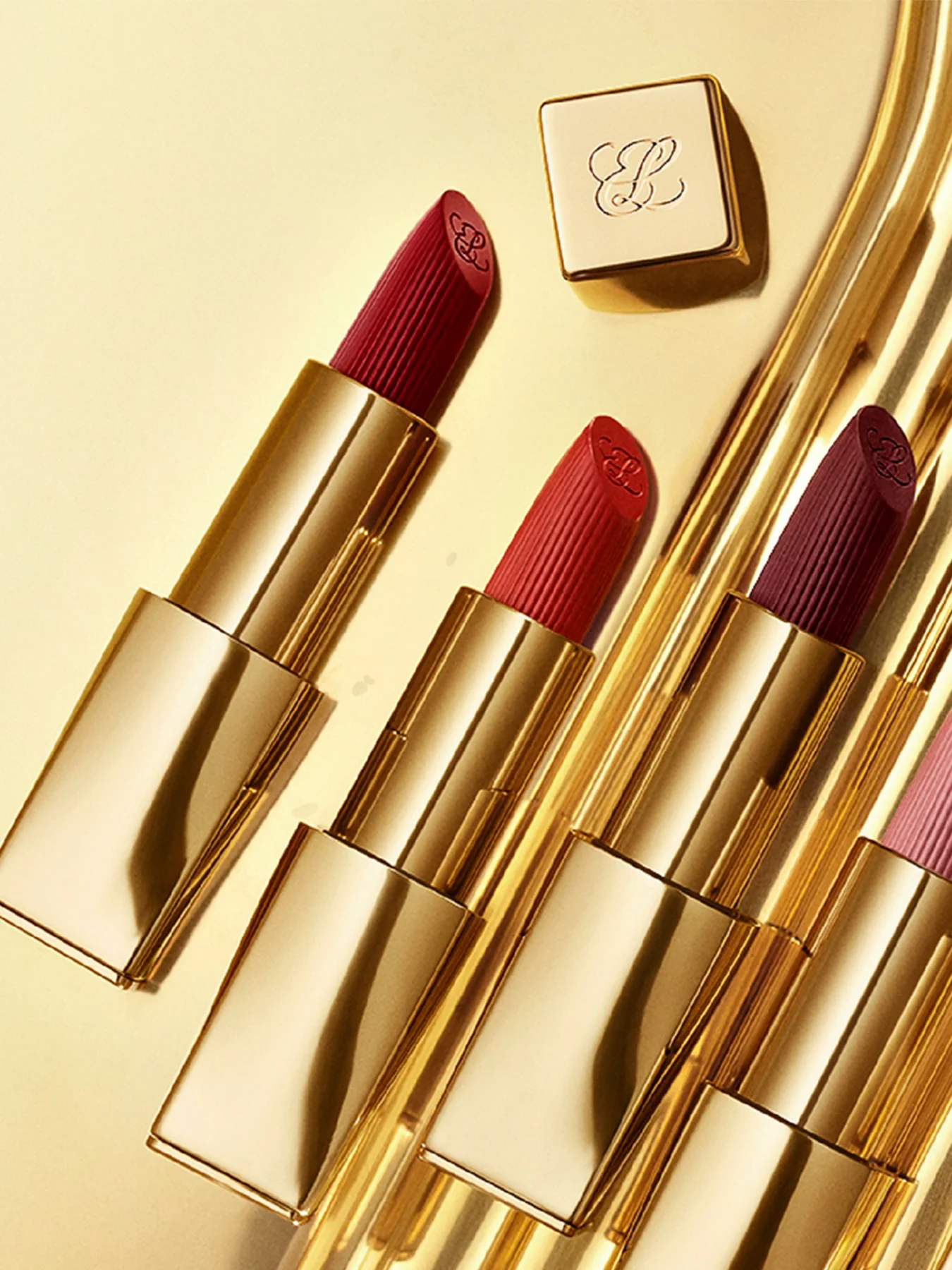 Pure Colour Creme Lipstick - Image 6