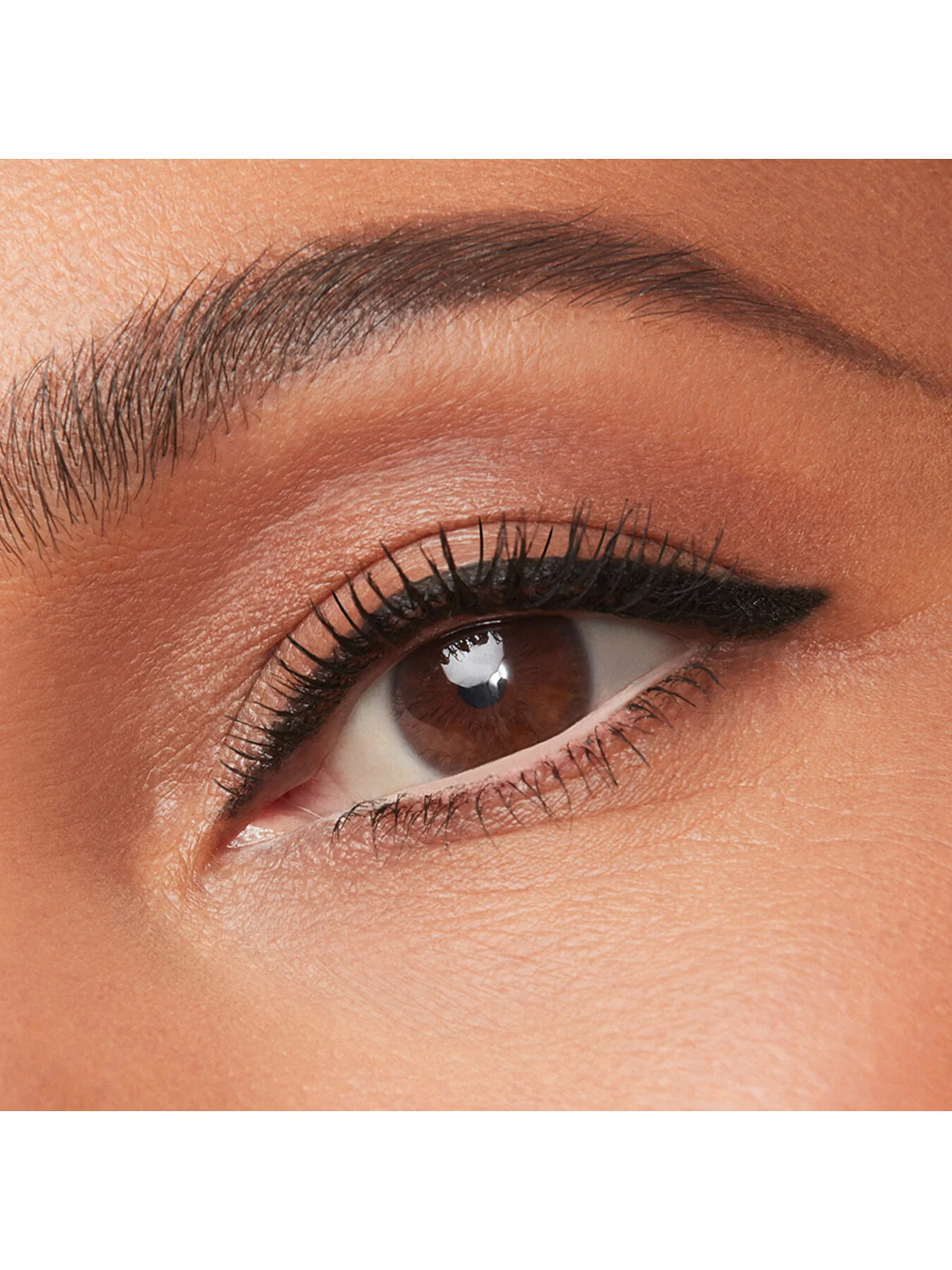 Smoke & Brighten Kajal Eyeliner Duo - Image 11