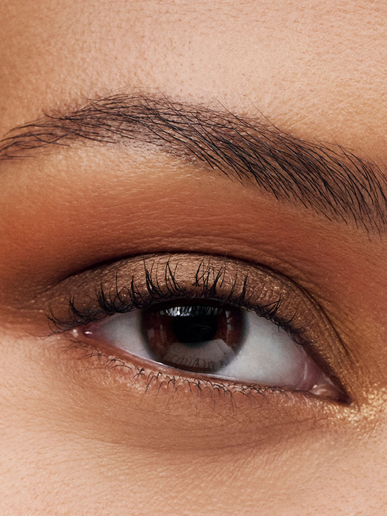The Essential Eyeshadow Quad - Image 17