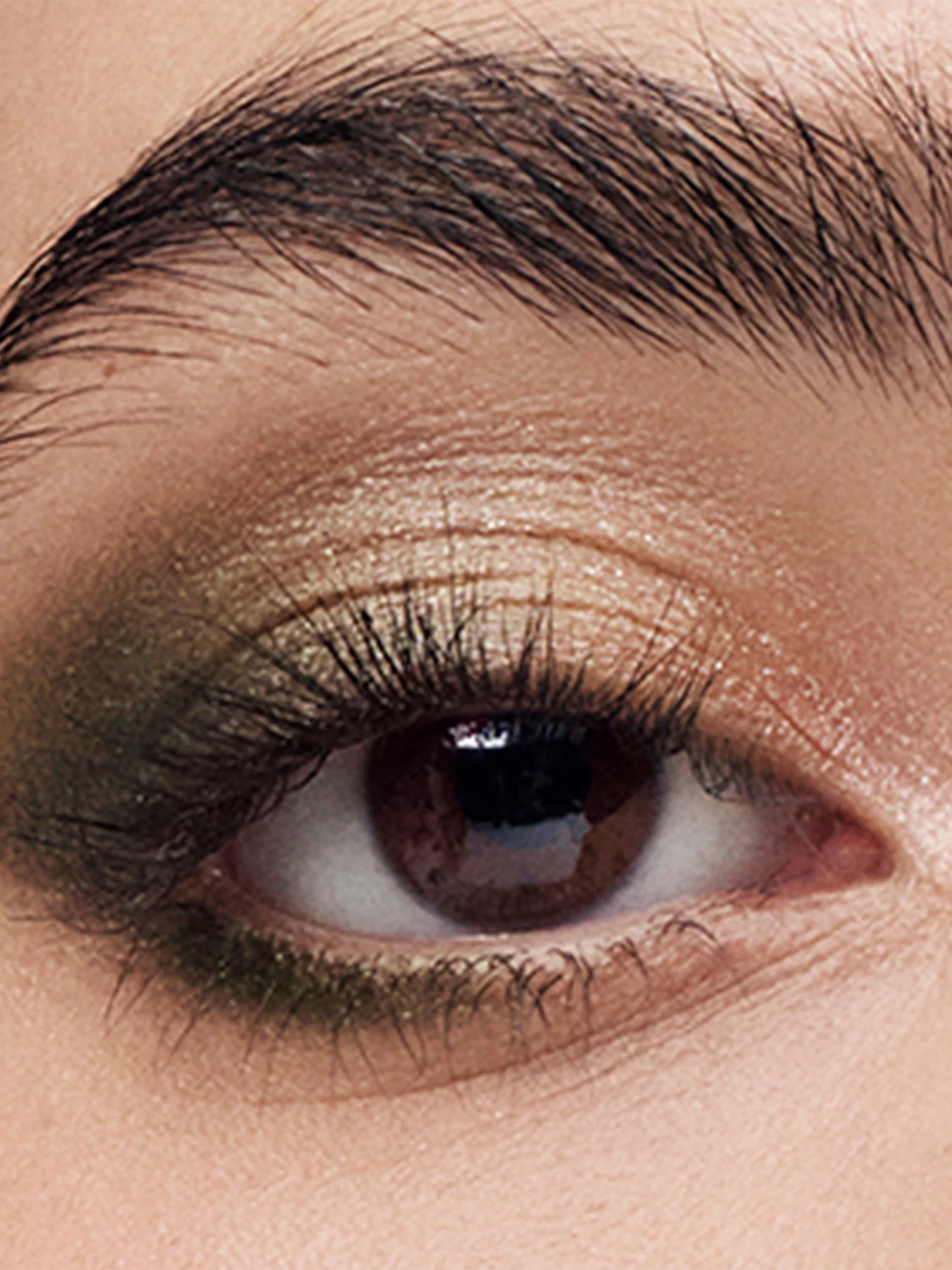 The Essential Eyeshadow Quad - Image 20