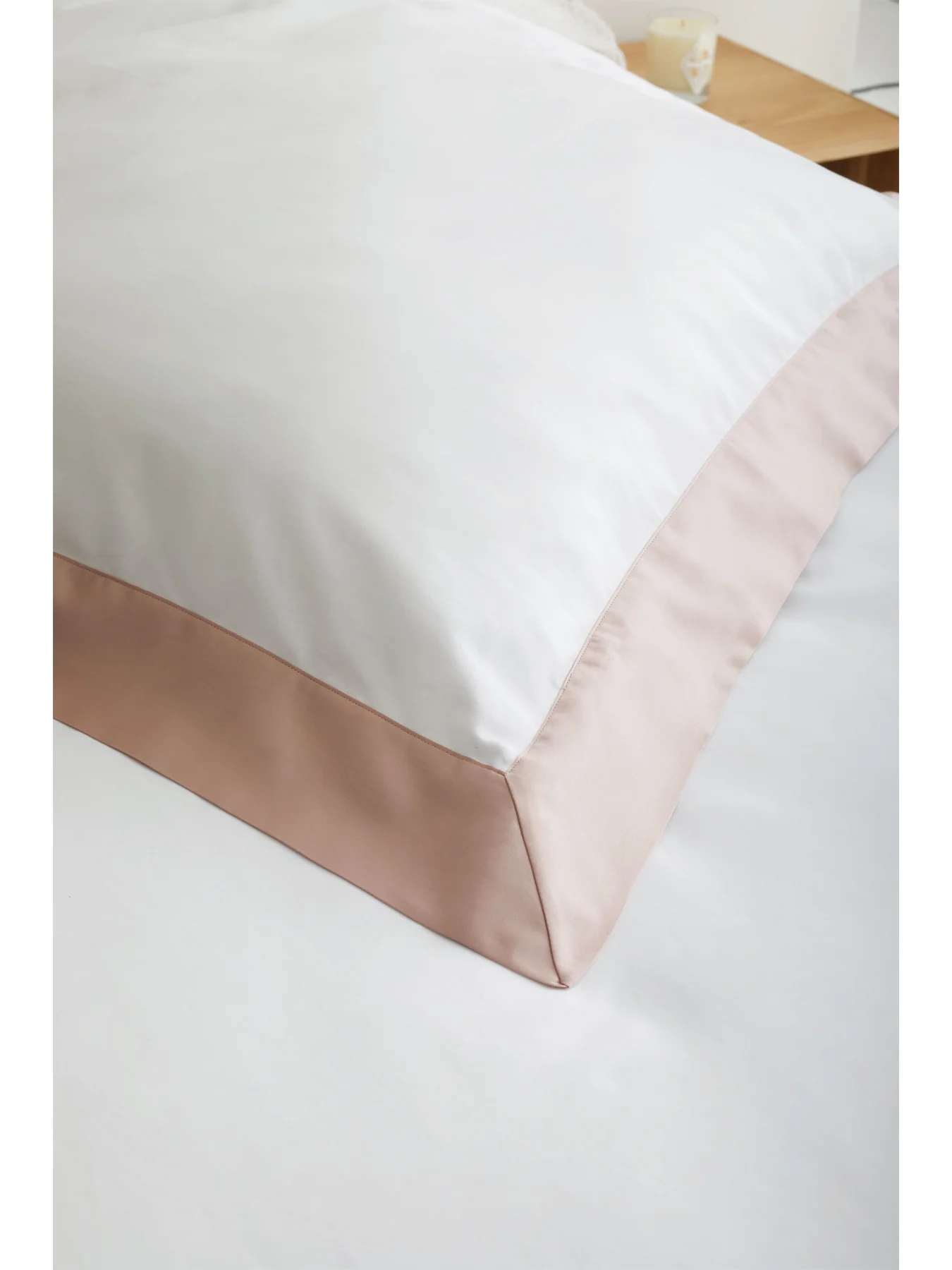 Tyne Collection Fitted Sheet Double Pink - Image 2