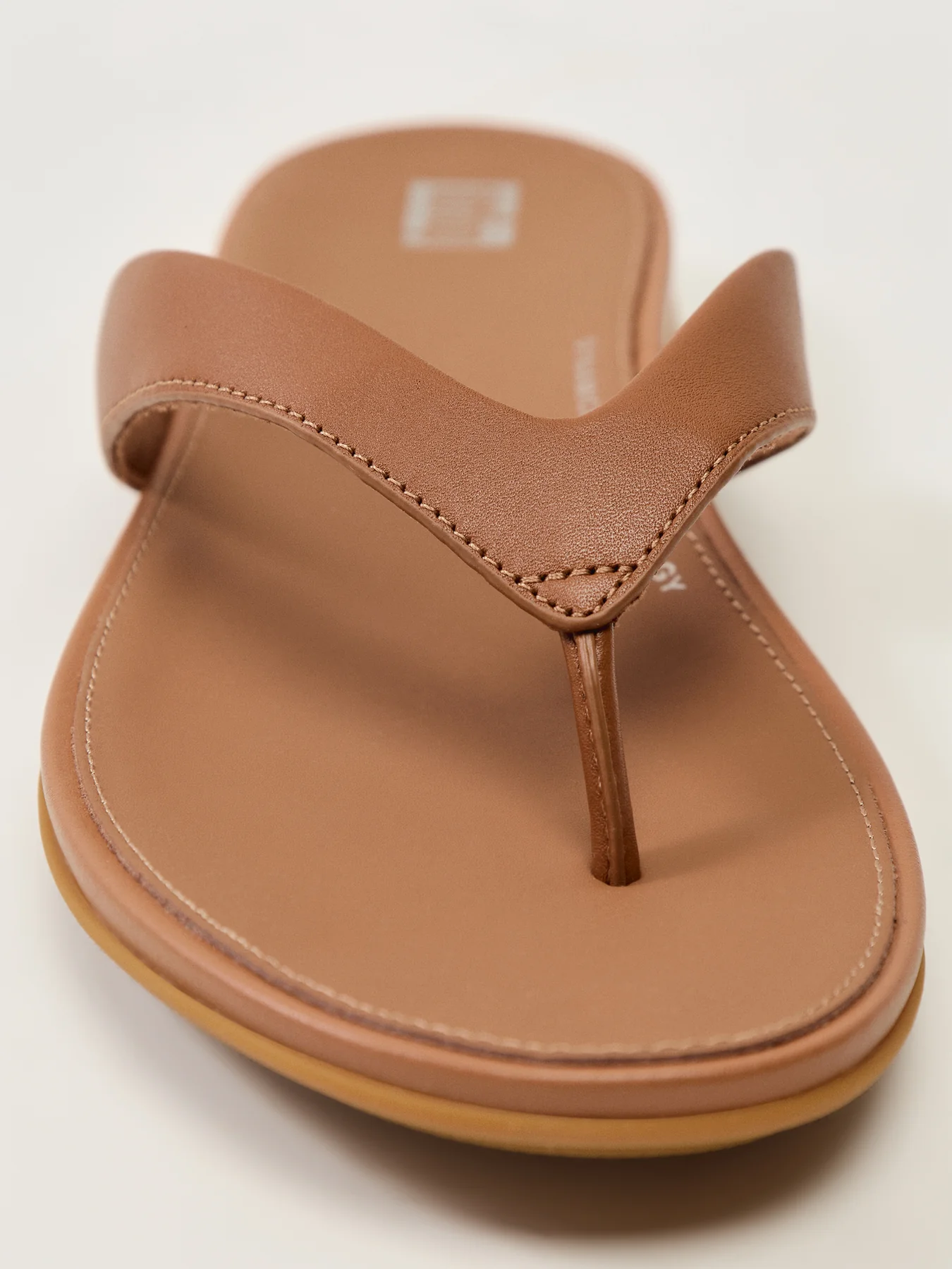 Gracie Leather Flip-Flops Tan - Image 3