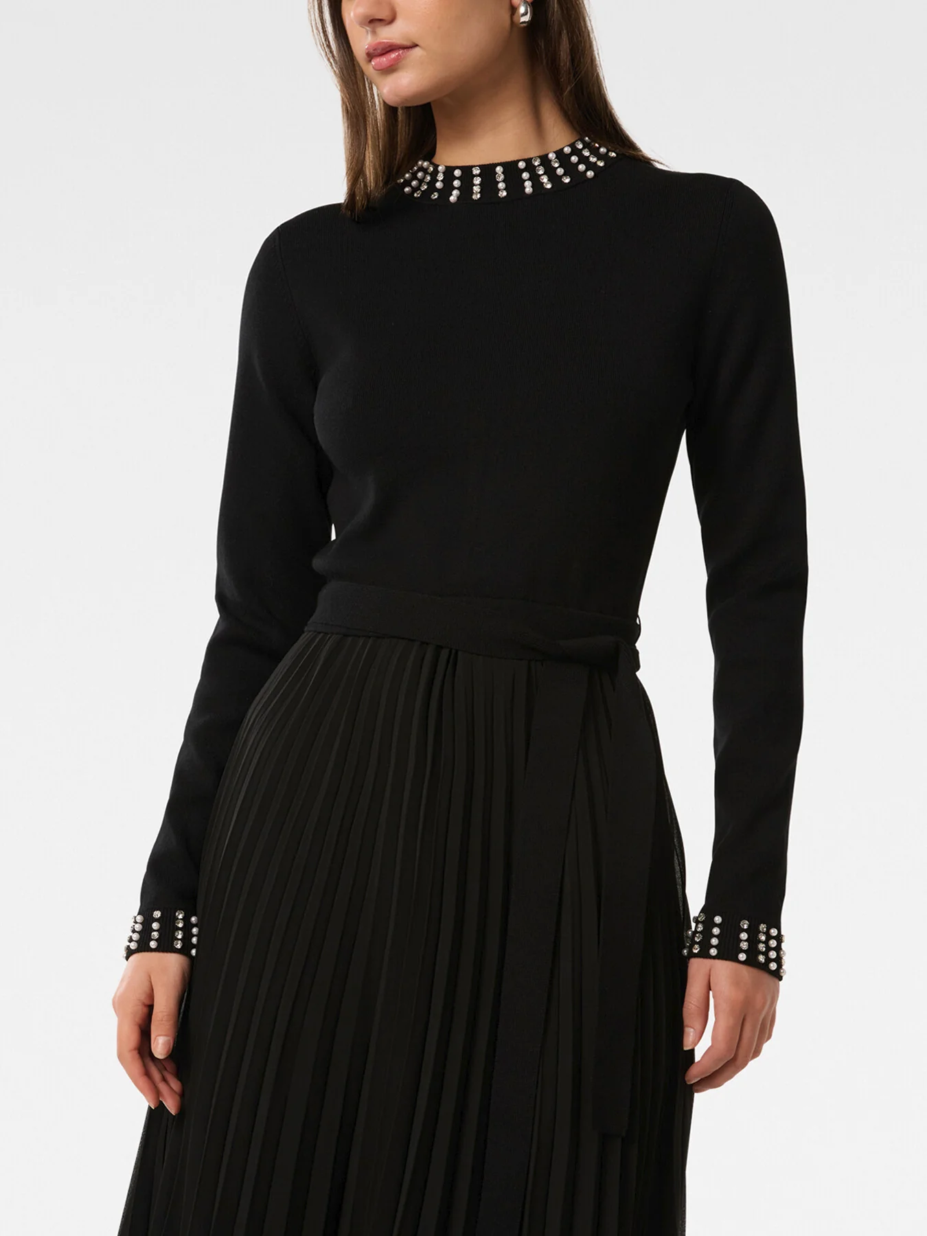 Giana Embellished Pleated Dress - Image 4