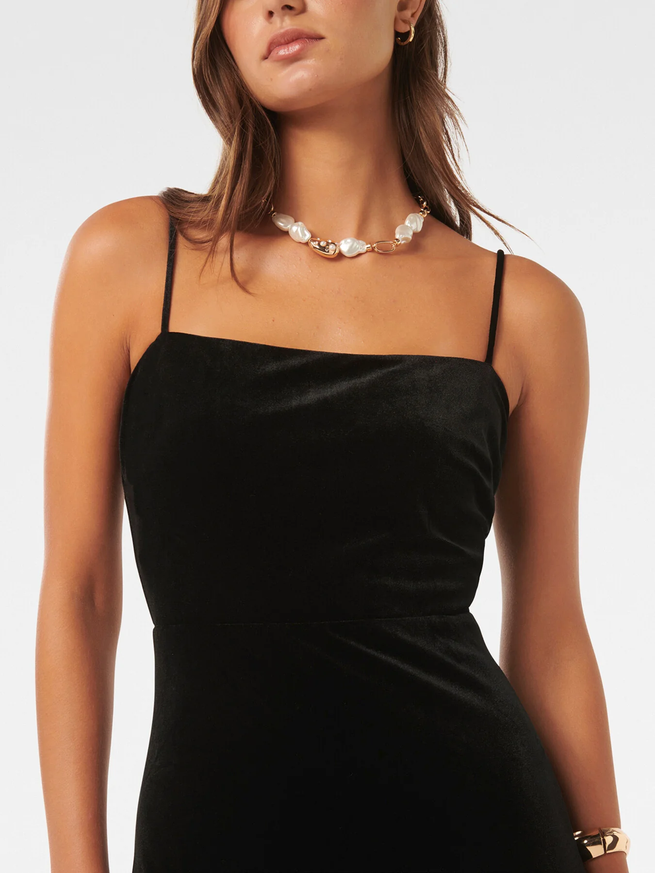 Skyler Strappy Velvet Midi Dress - Image 4