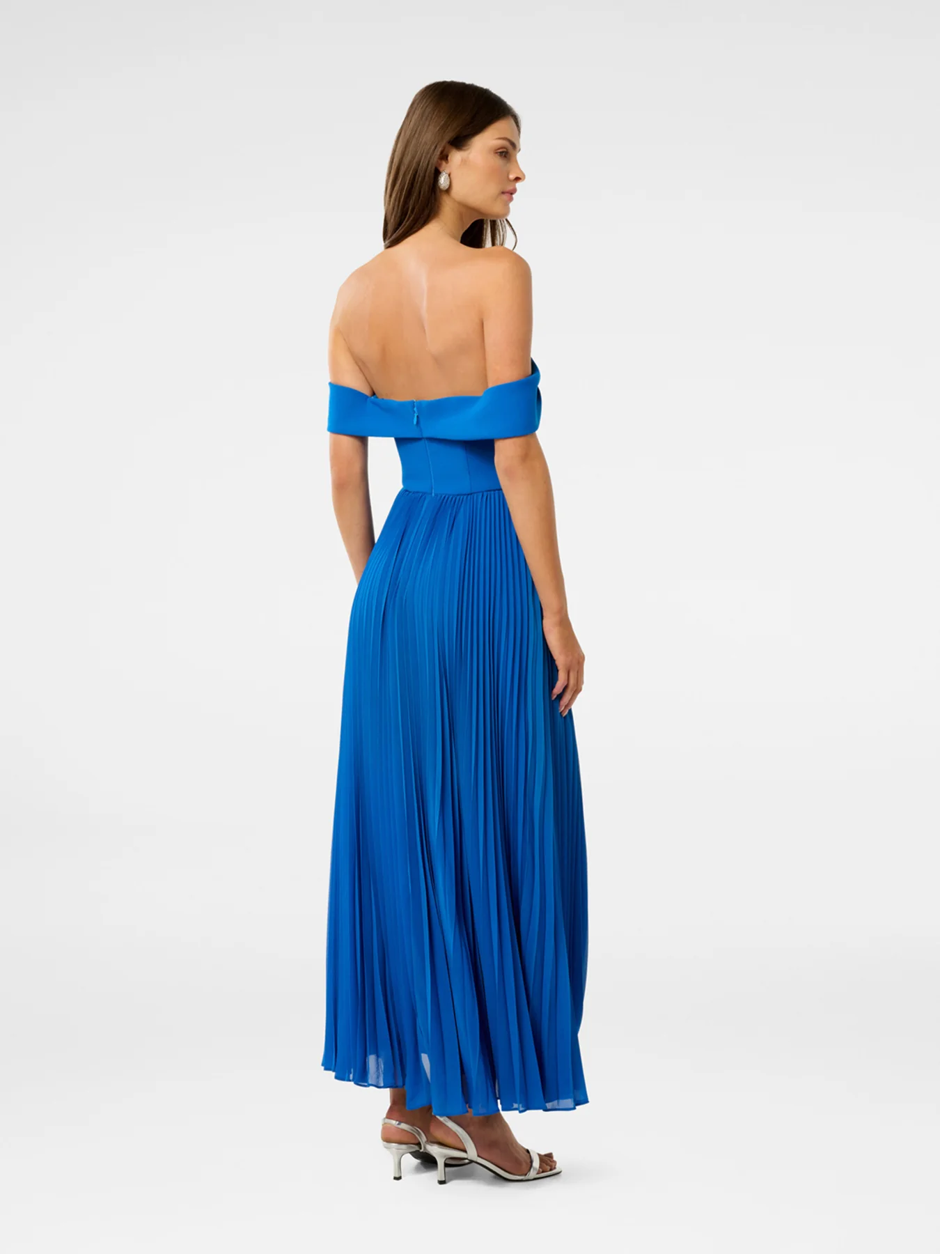 Louise Off Shoulder Pleated Midi Dress - Image 3