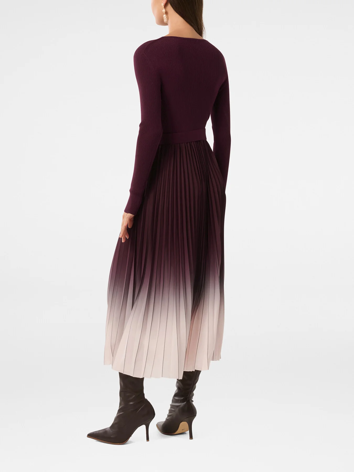 Harmony Crew Neck Ombre Pleated Midi Dress - Image 3