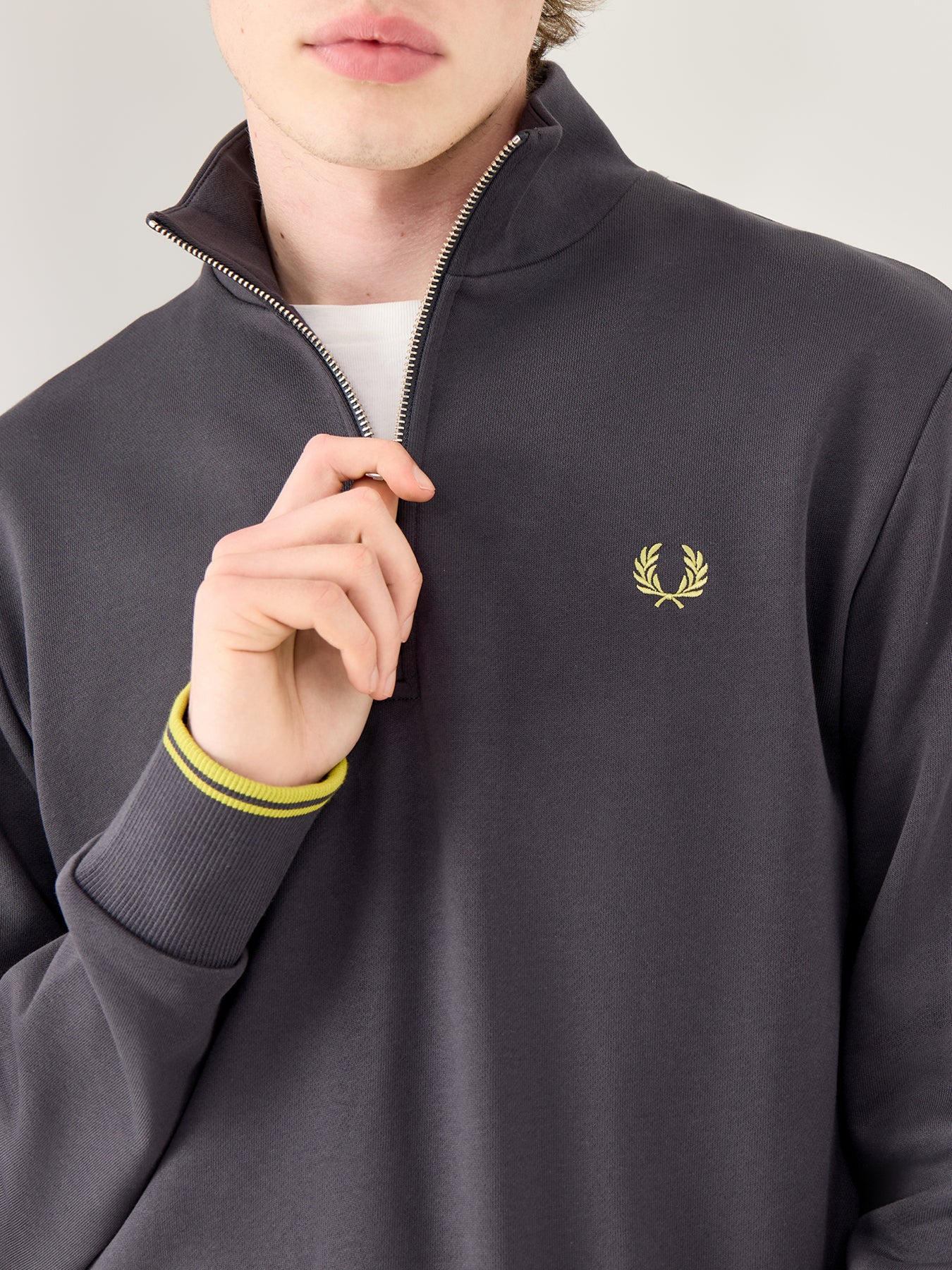 Half Zip Sweatshirt Black - Image 3