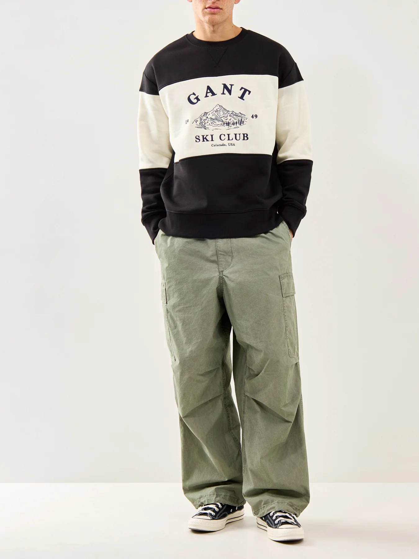 Blocked Embroidered Ski Sweatshirt Black - Image 2