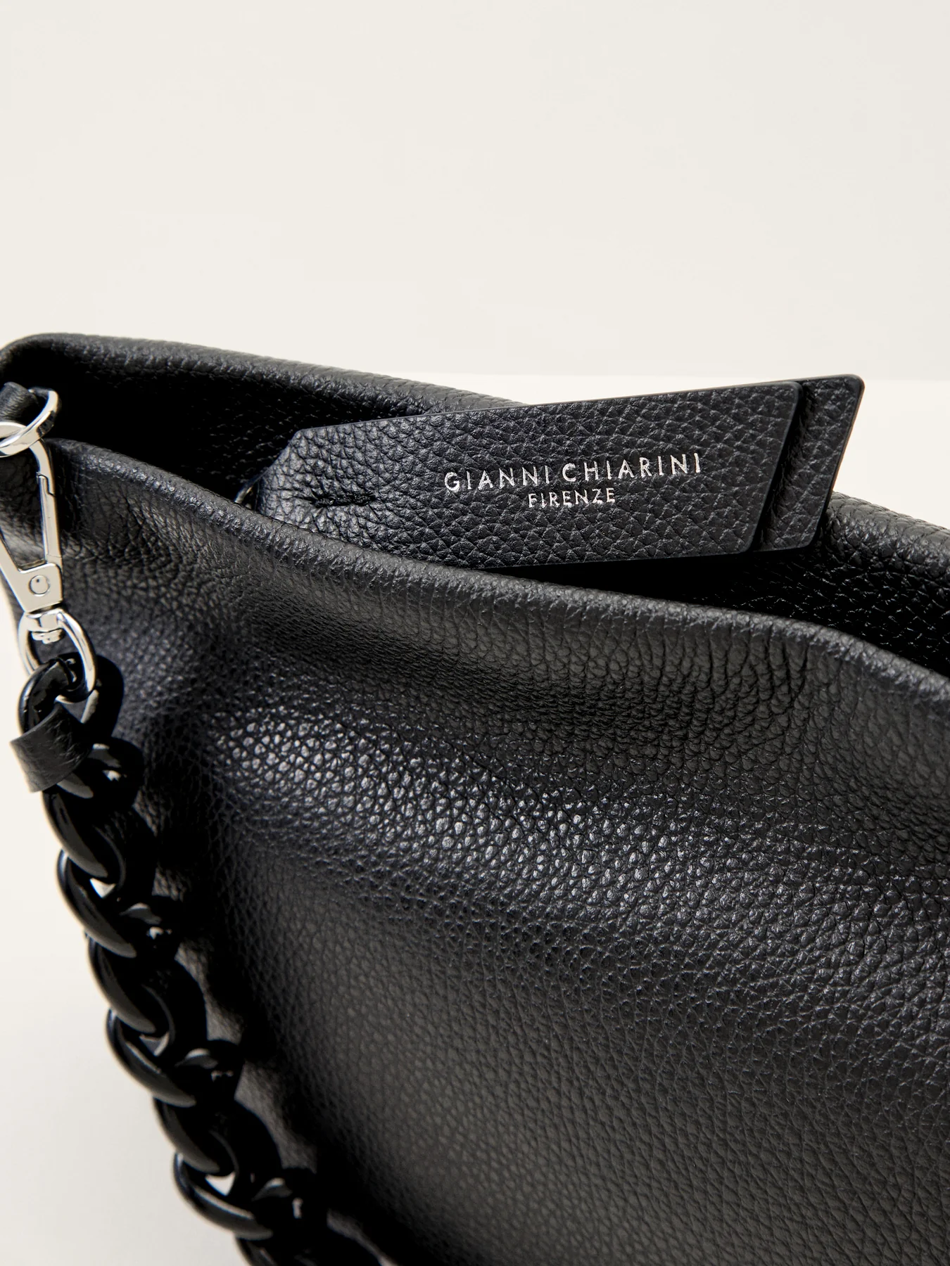 Brenda Chain Crossbody - Image 4
