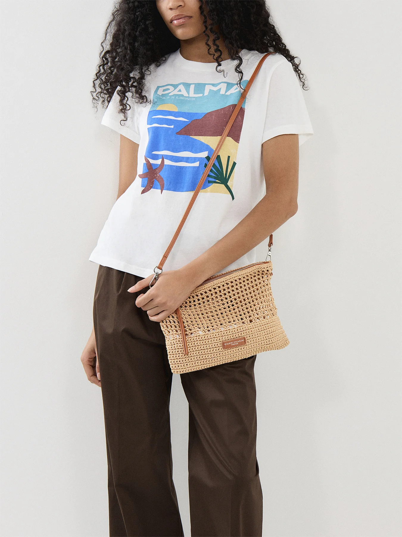 Victoria Pouch - Image 2