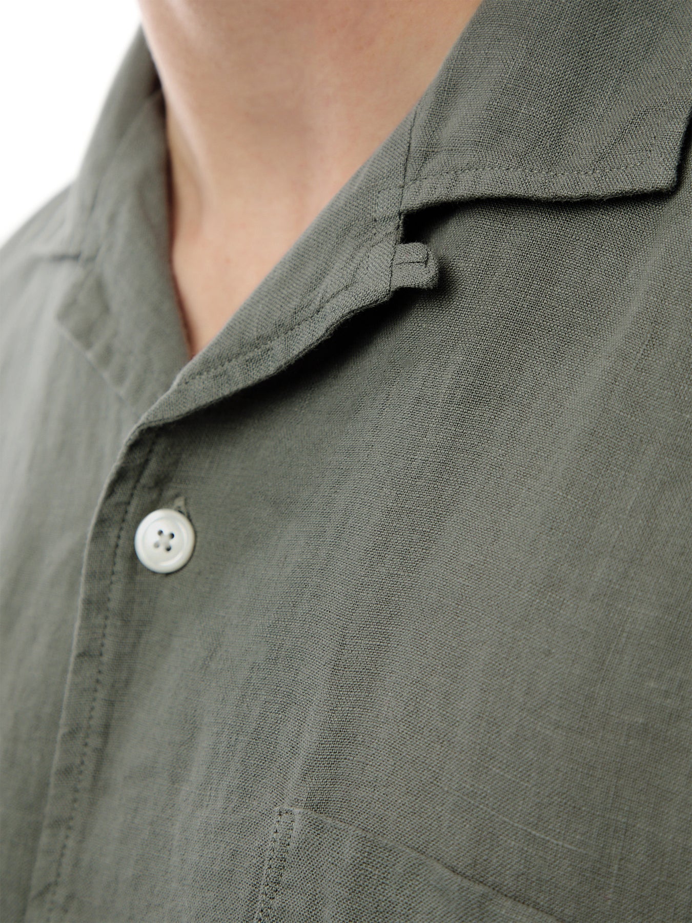 Revere Collar Linen Palm Mc Woven Shirt - Image 3
