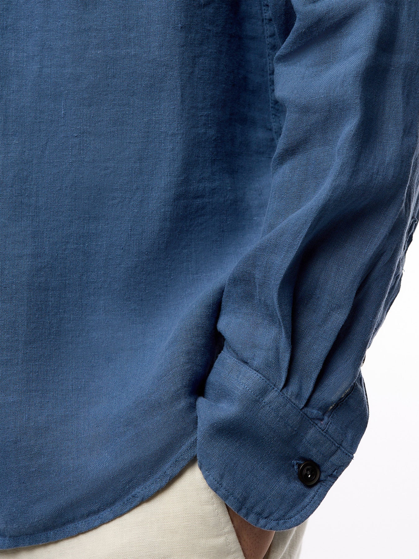 Two Pocket Linen Play Pat Woven Shirt - Image 3