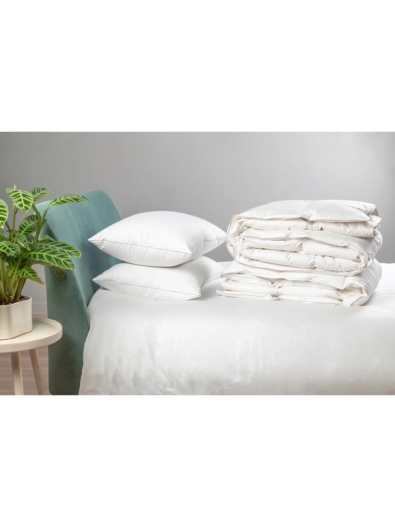 Duck Down 10.5 Tog Duvet - Image 2