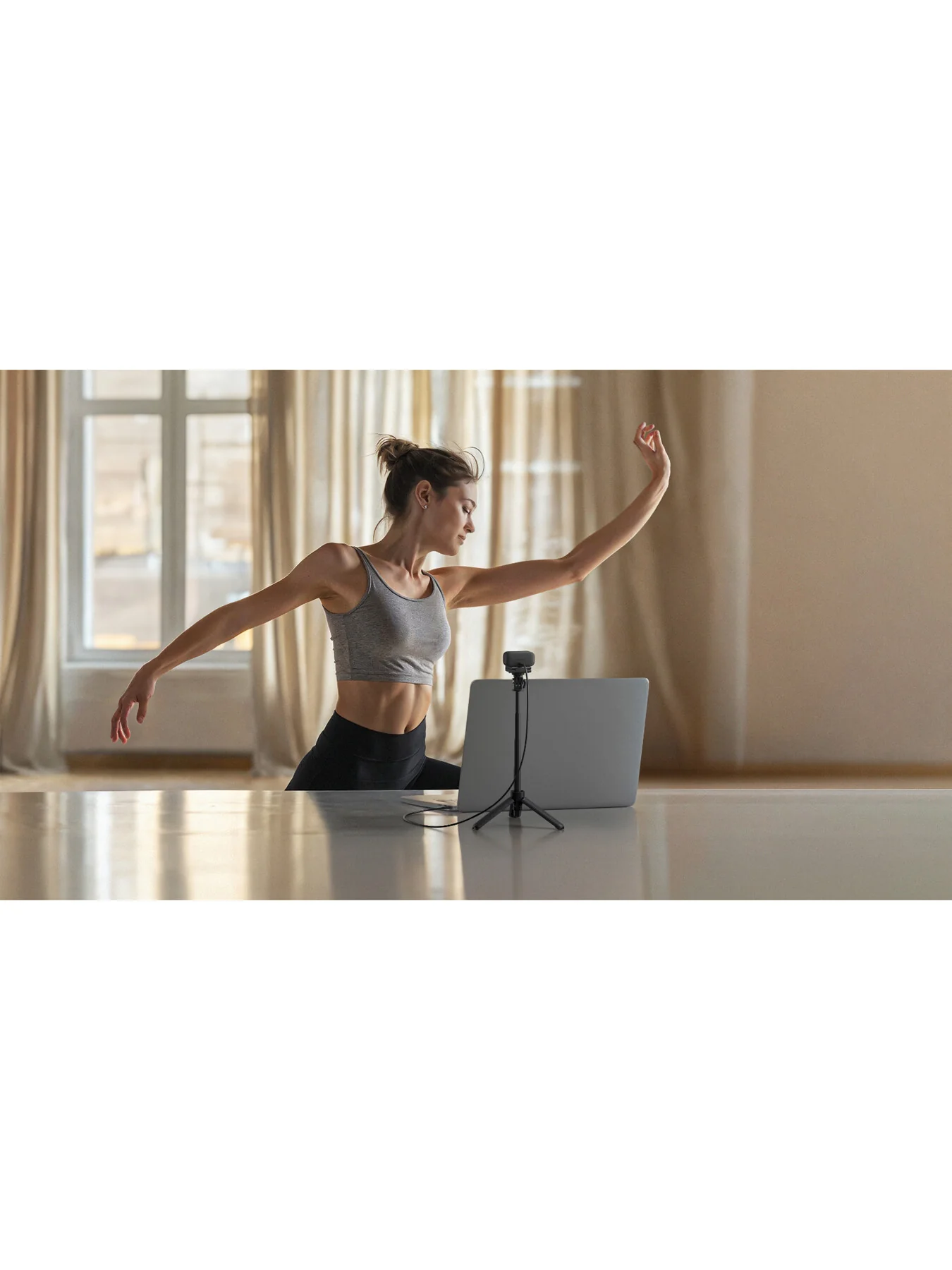 Flow Gen2 Pro AI Tracking Smartphone Stabilizer - Image 5