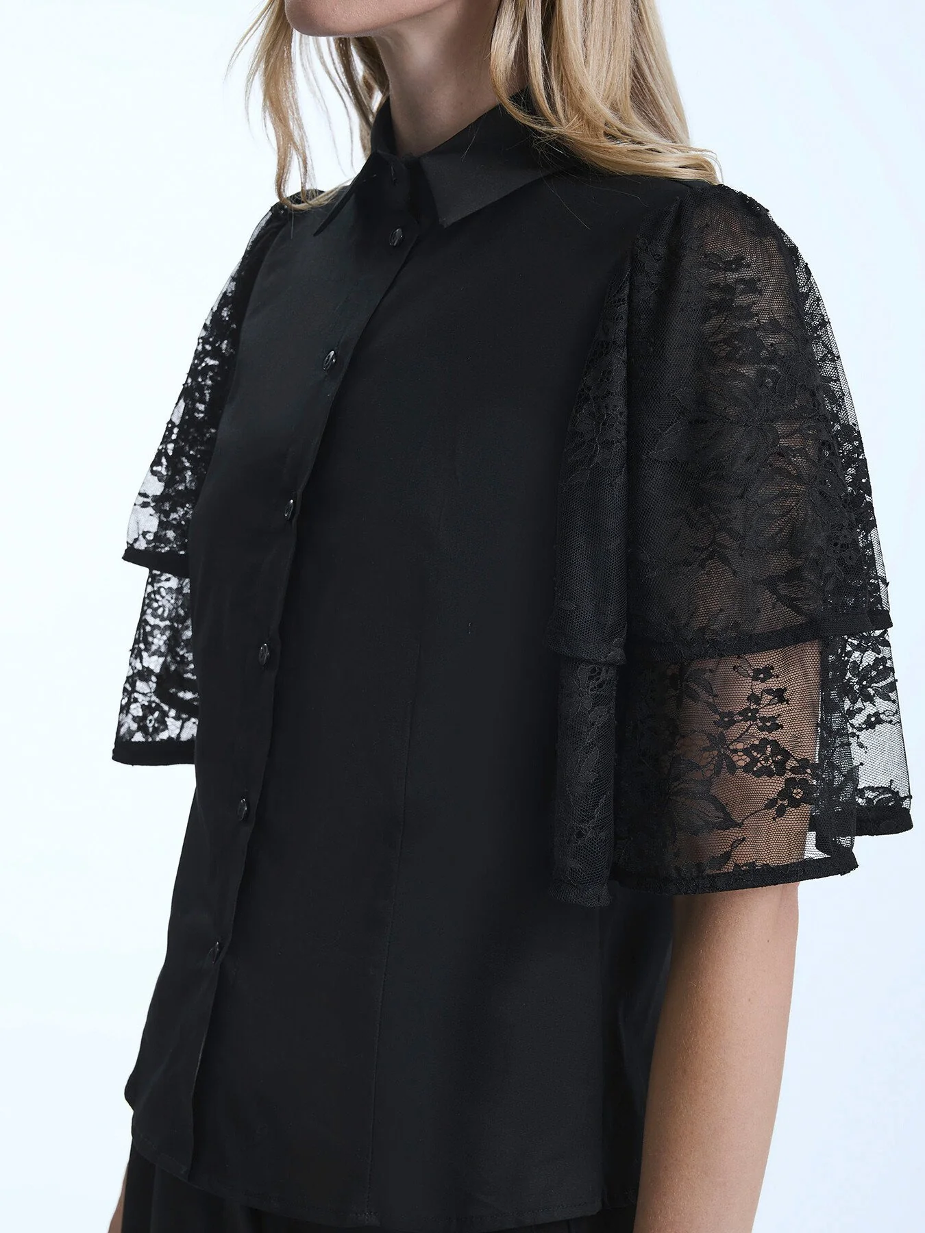 Lace Frill Short Sleeve Shirt - Image 3