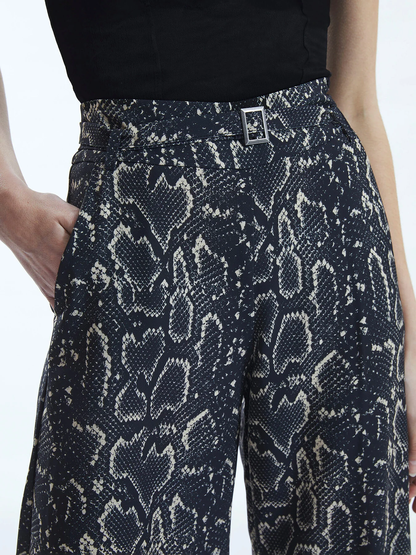 Python Print Trousers - Image 3