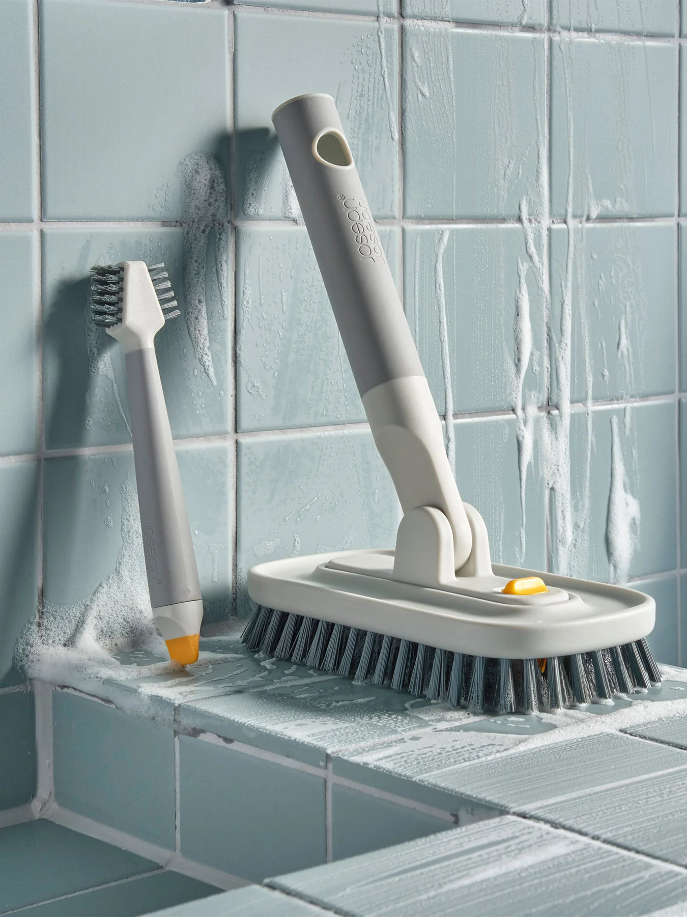 CleanTech 2-Piece Tile Scrubber And Spot Cleaning Set - Image 2