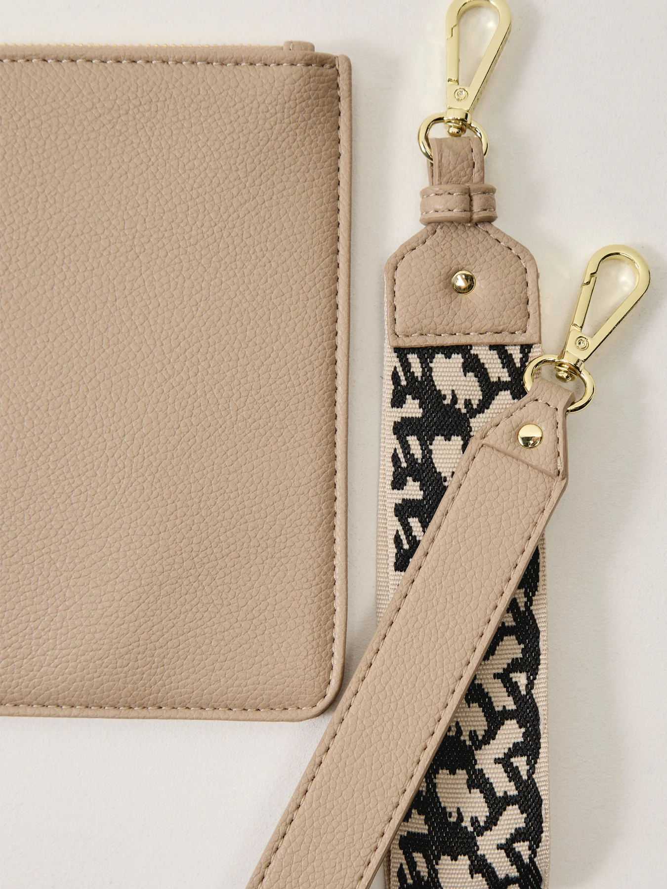 Hallie Wristlet Pouch - Image 4