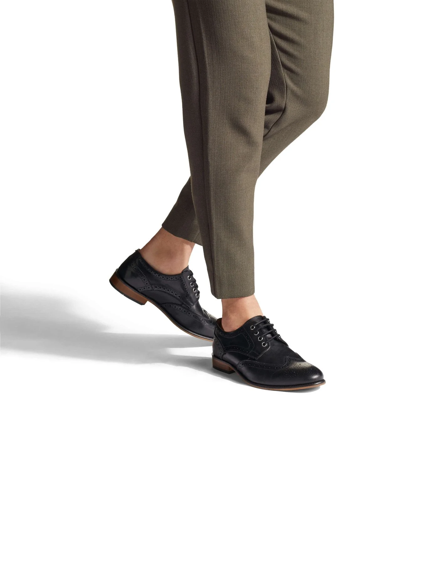 BlackCONNOR - Image 5