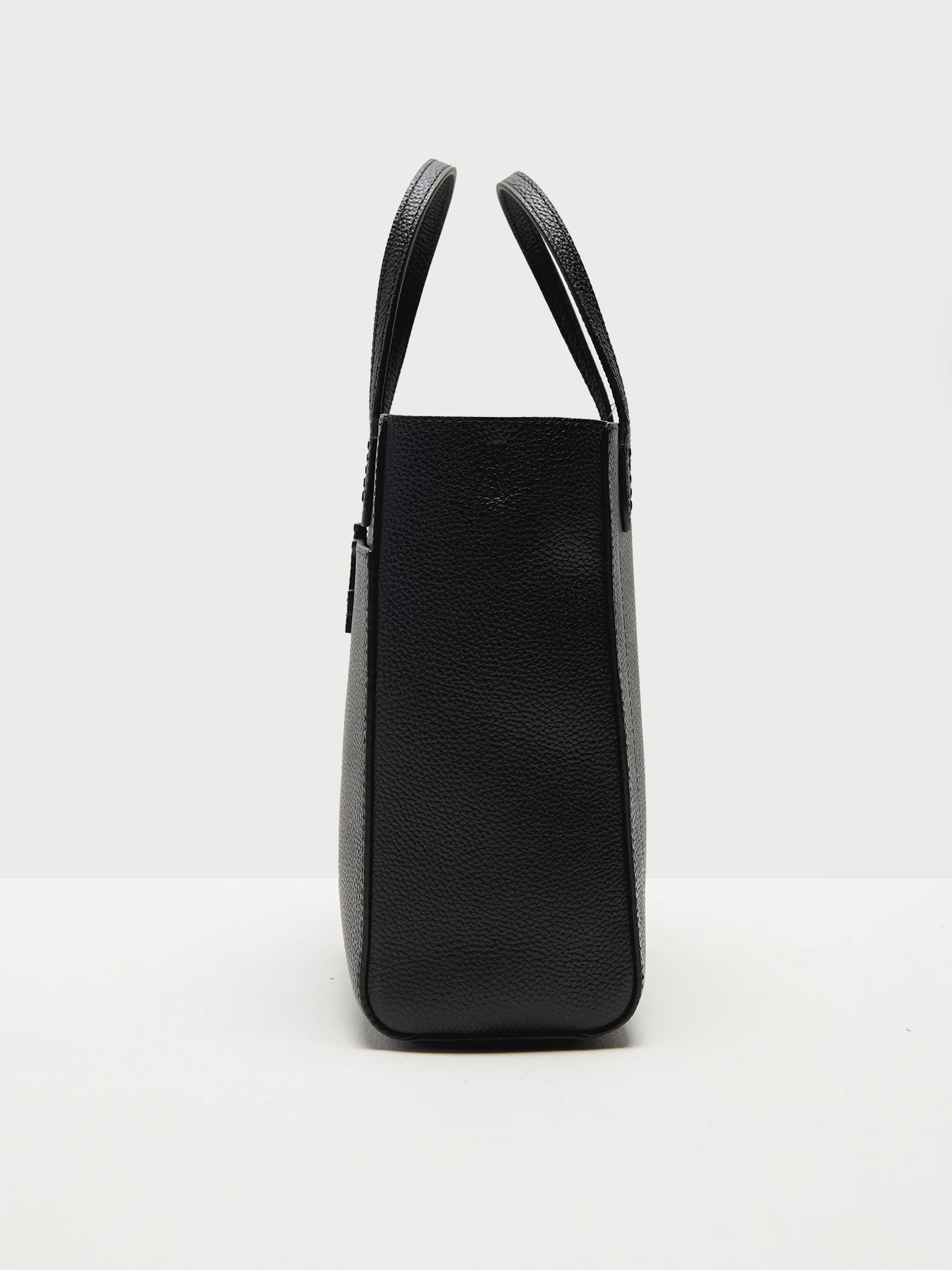 Cameryn SM Shopper Tote - Image 4