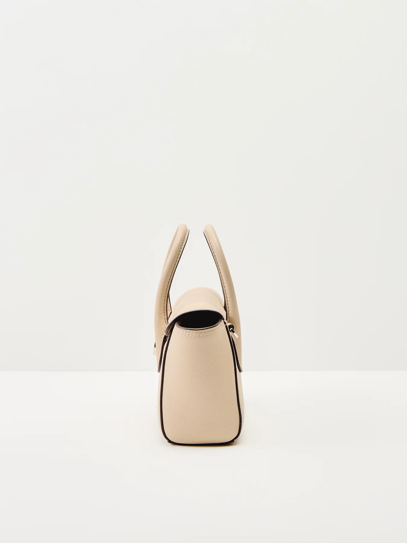 Tanner SM Satchel - Image 4