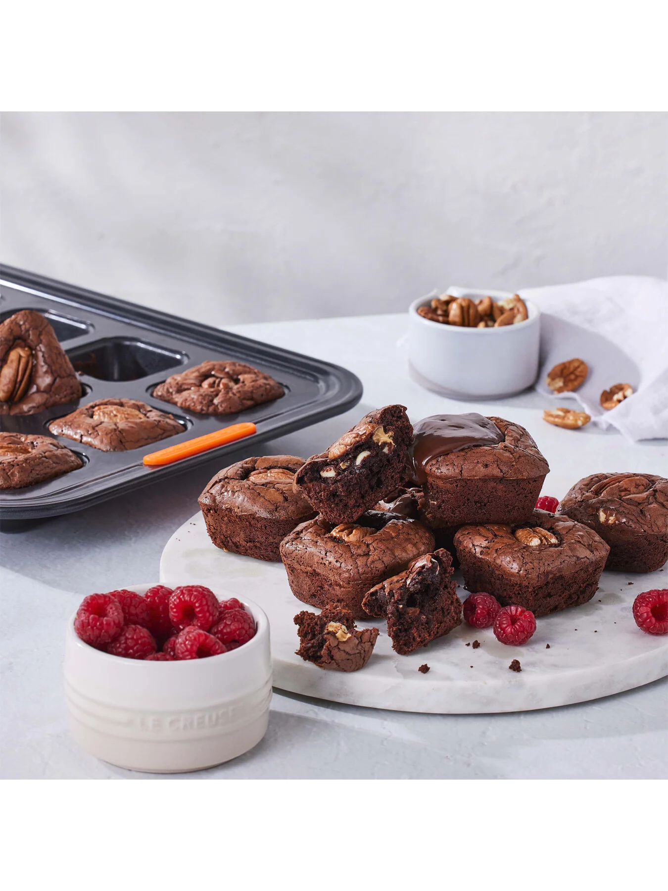 Bakeware 12 Cup Brownie tray - Image 6