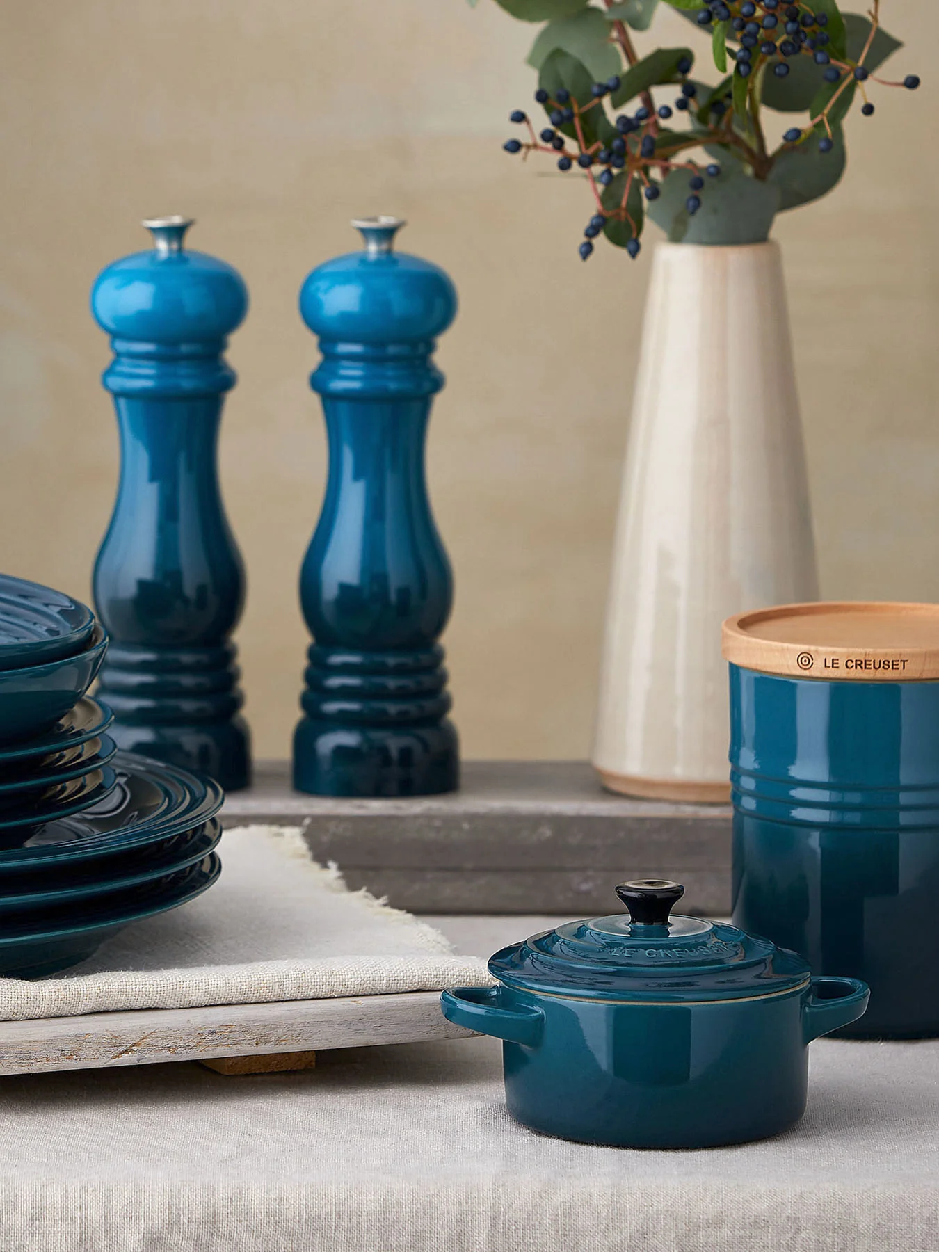 Stoneware Medium Storage Jar - Image 3