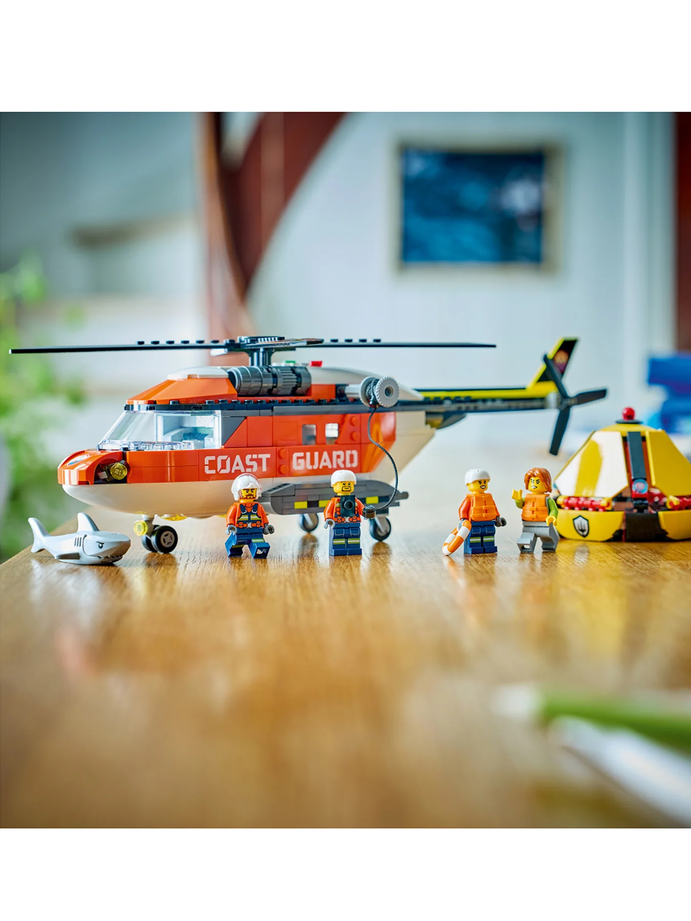 City Coast Guard Helicopter Set 60503 - Image 3