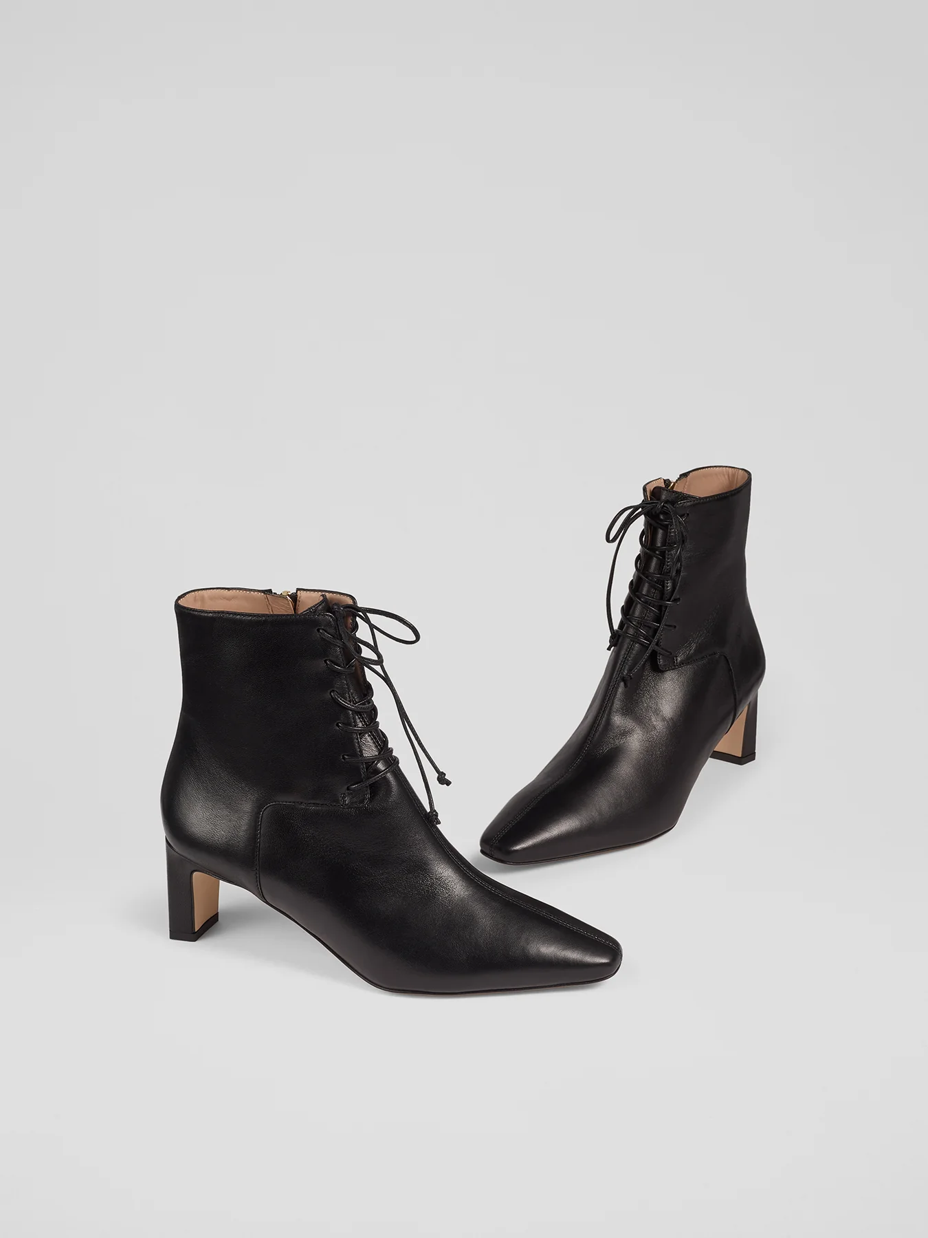 Betty Lace Up Block Heel Boot Leather Black - Image 2