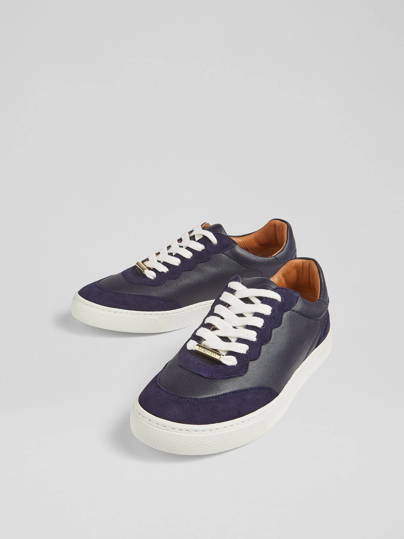 Lkb Runner Midnight Slim Sole Trainer - Image 3
