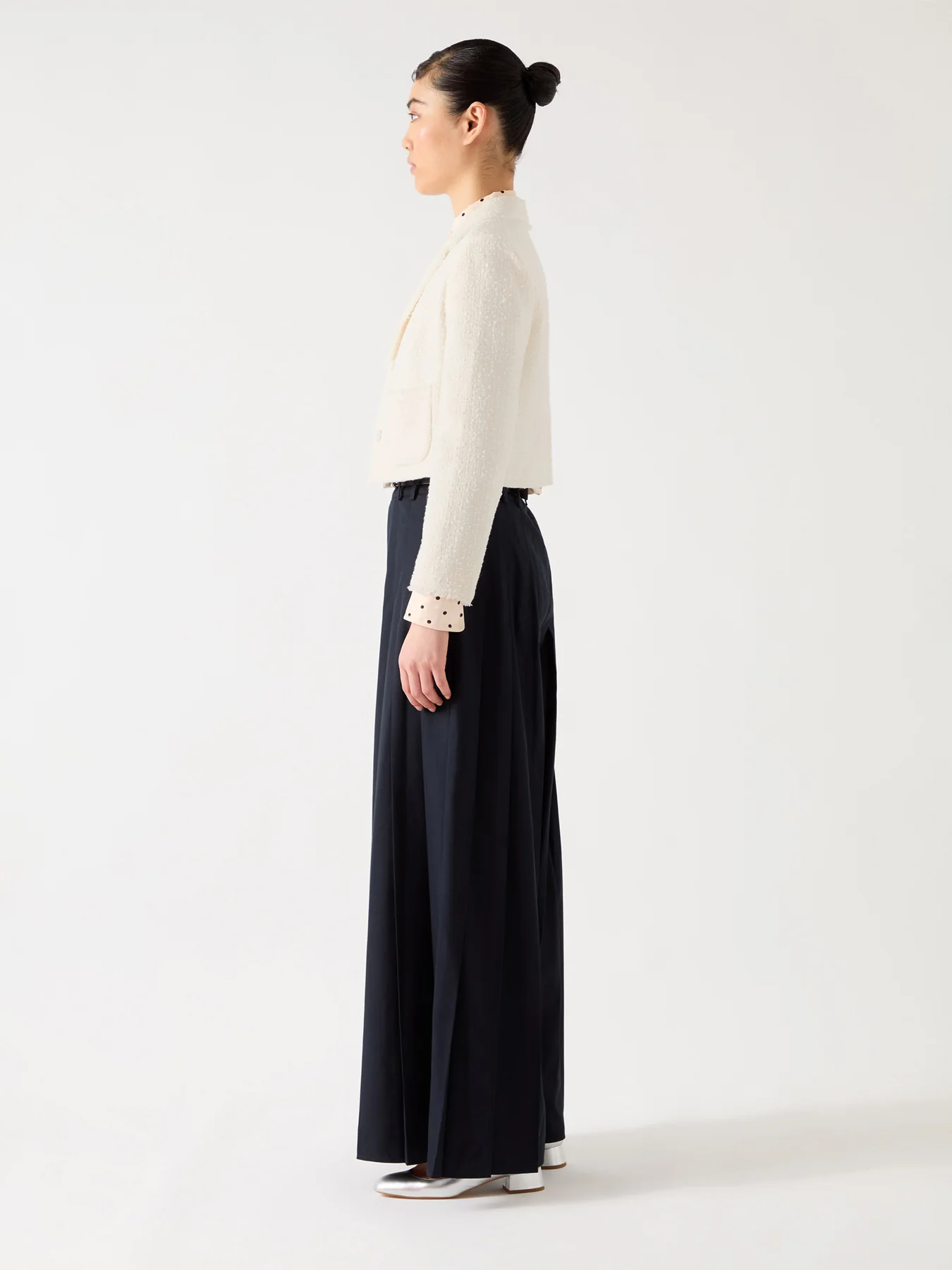 Cream Carla Ivory Cotton Cropped Collar  Jacket - Image 3