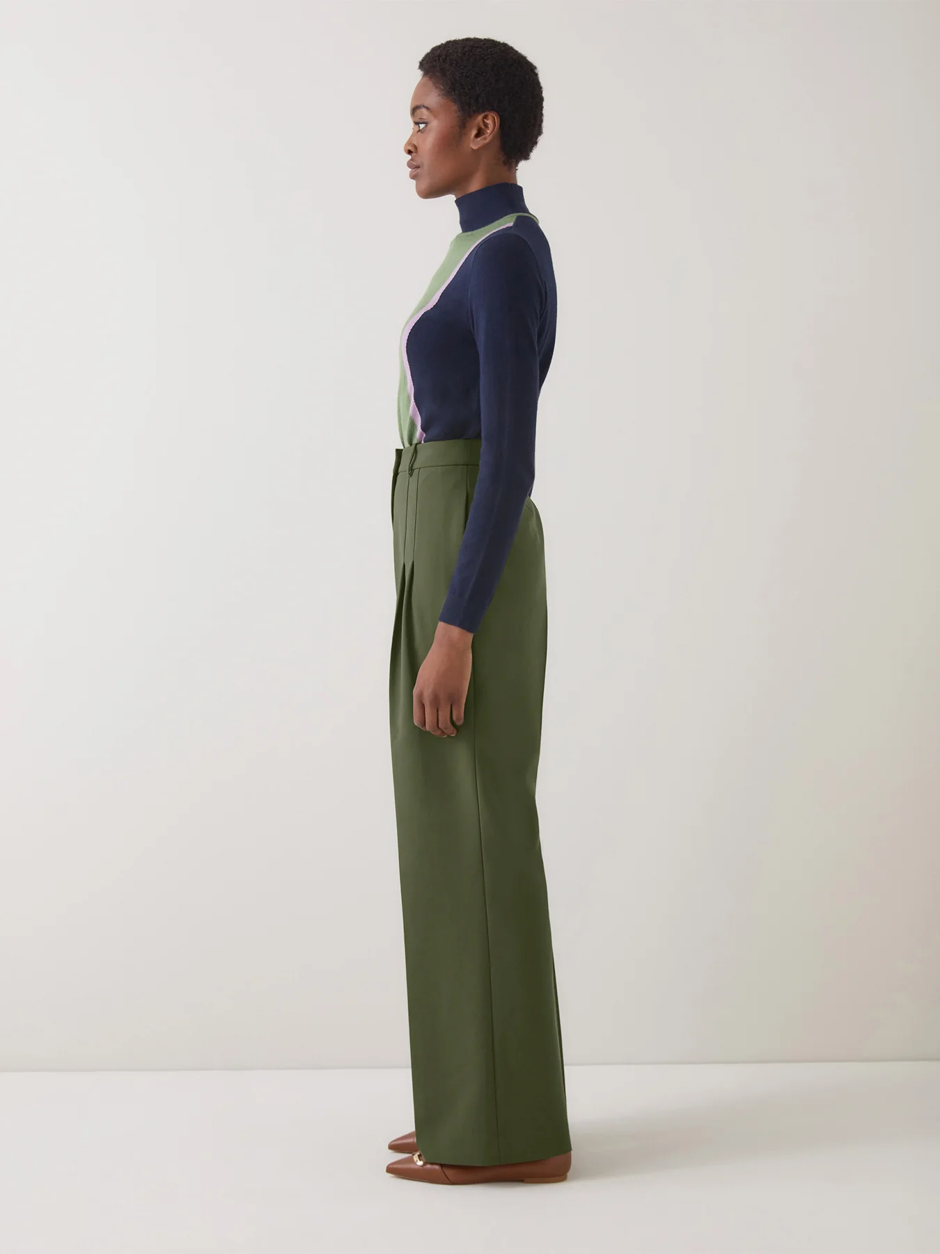Petra Green Plain Polyester Pleat Front Notch Back Trousers - Image 4
