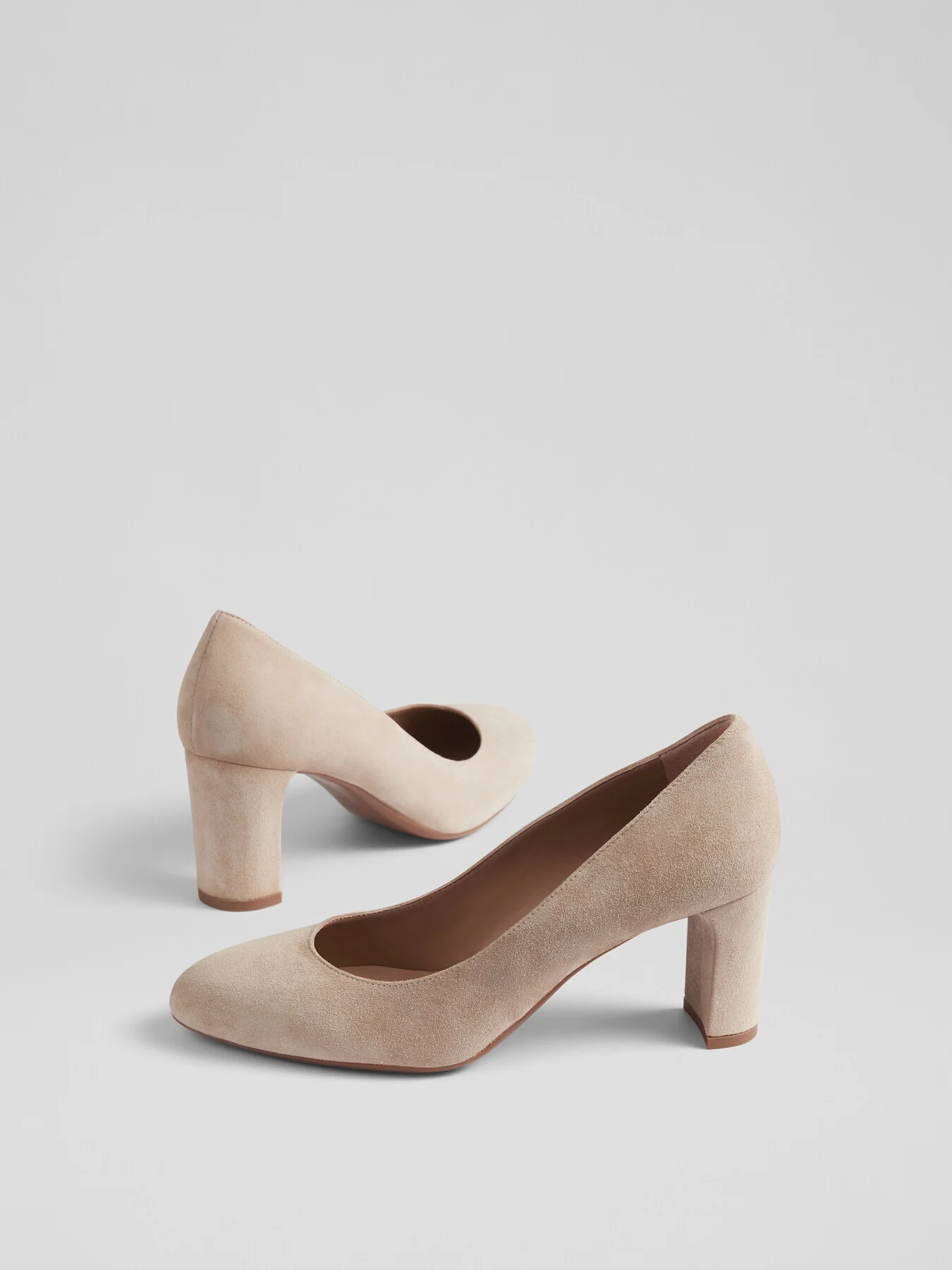 Winola Beige Suede Round Toe Courts - Image 4